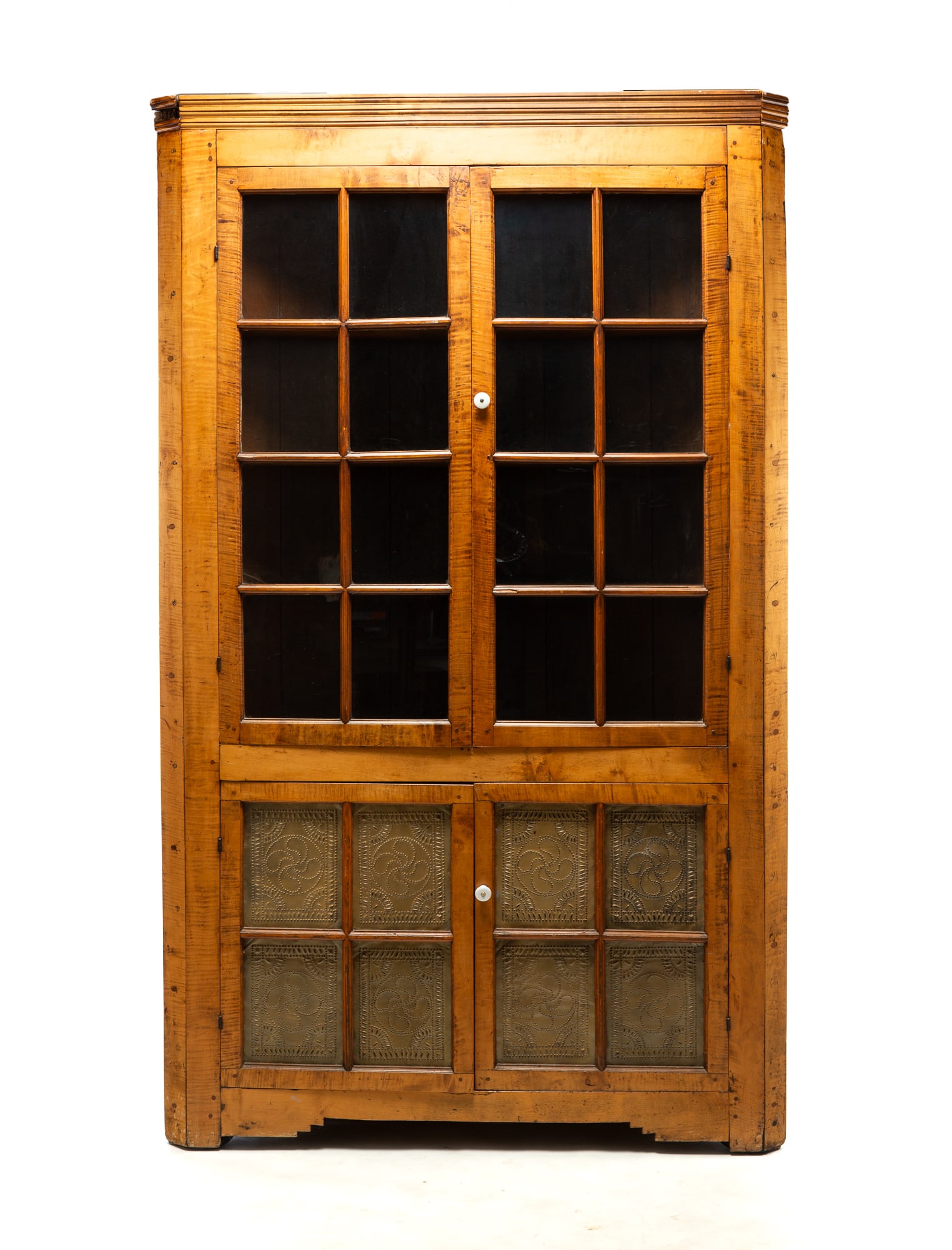 TIGER MAPLE CORNER CUPBOARD WITH PUNCHED TIN PIE SAFE BASE. (1 of 12)