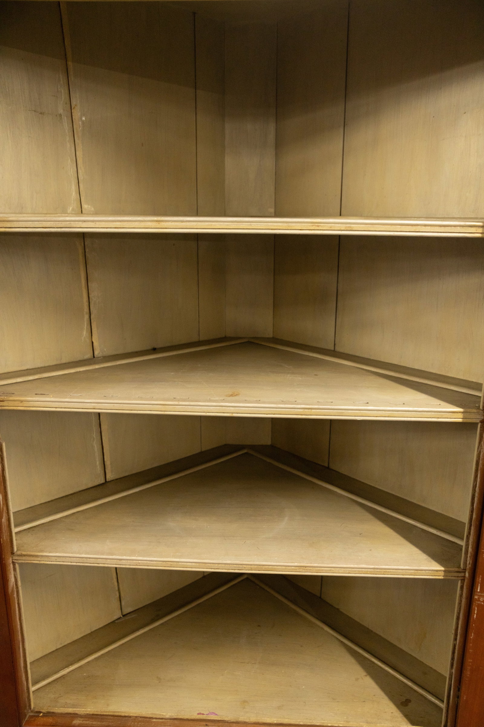 LEHIGH VALLEY CHERRY CORNER CUPBOARD. - 6