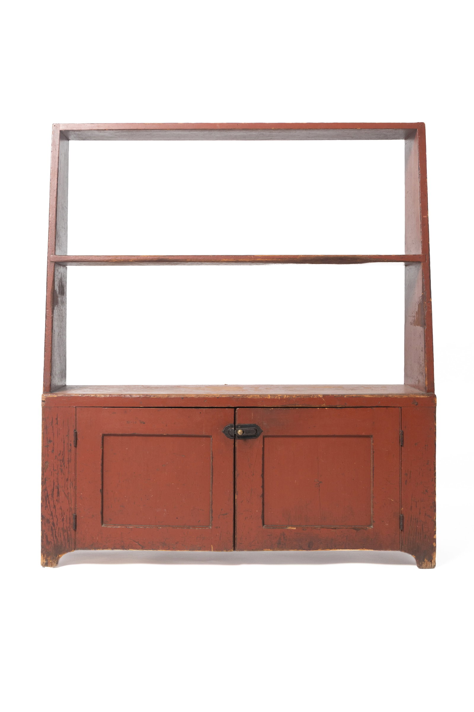 PENNSYLVANIA BUCKET BENCH IN ORIGINAL RUST RED PAINT. (1 of 5)