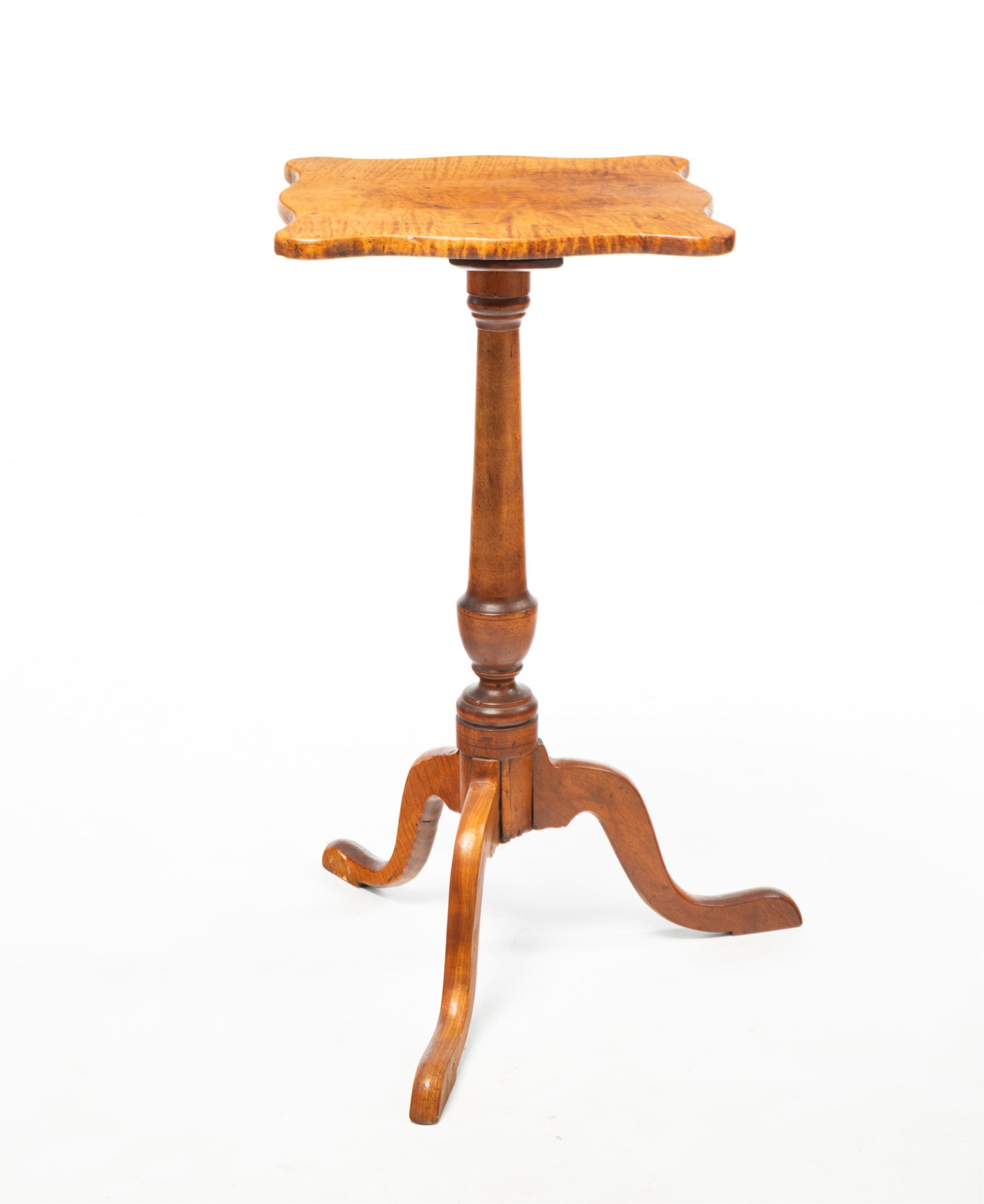 TIGER MAPLE CANDLESTAND WITH SHAPED TOP. (1 of 5)