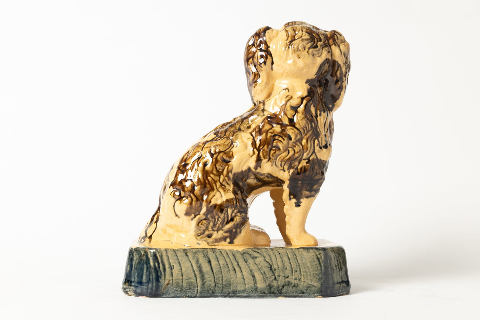 OHIO YELLOWWARE SEATED SPANIEL. - 5
