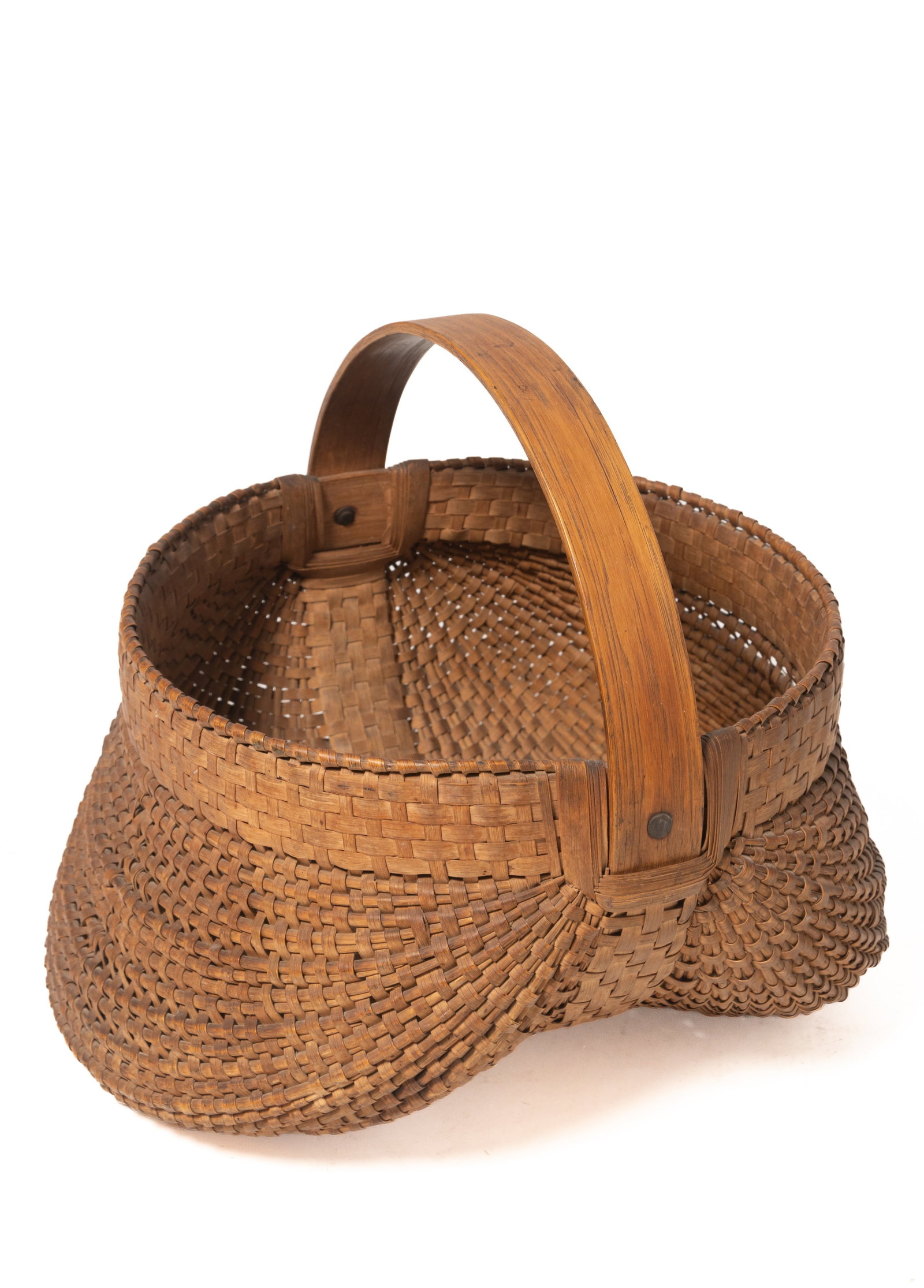VERY NICE BUTTOCKS BASKET WITH LARGE BENTWOOD HANDLE. (1 of 5)