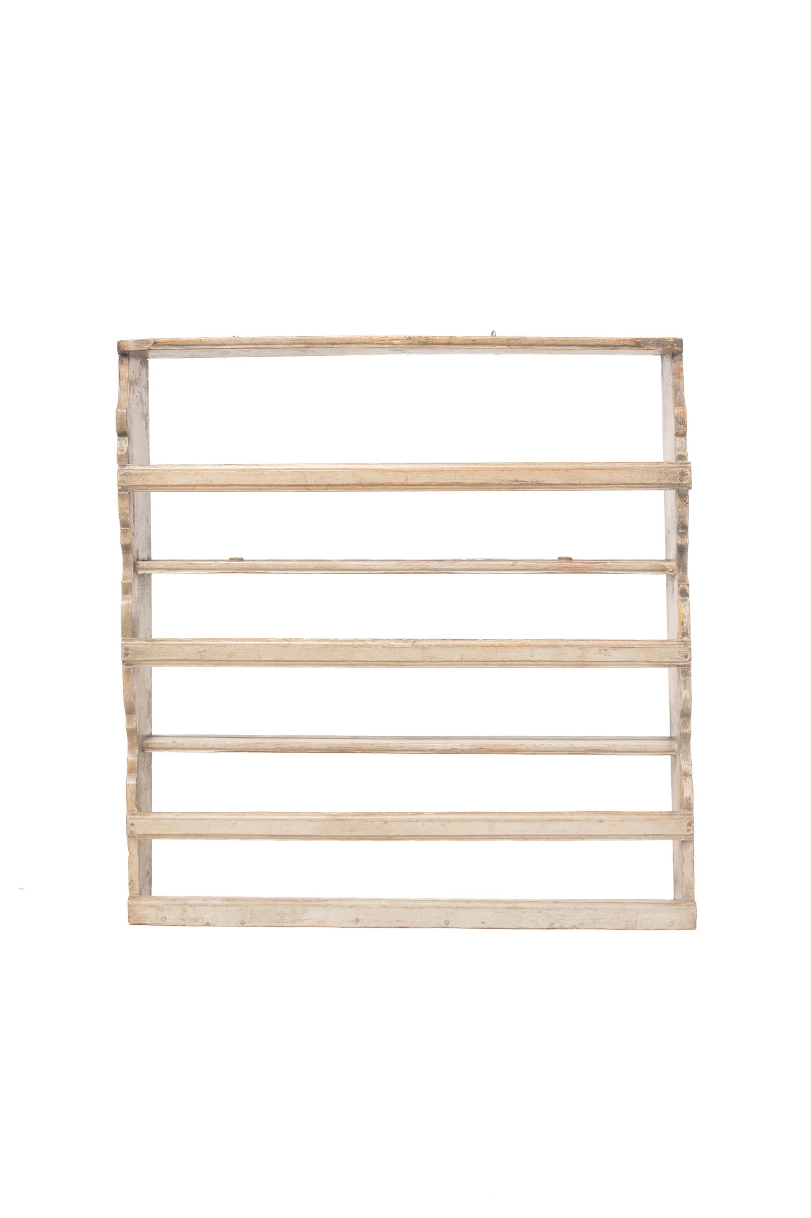 THREE-TIER HANGING PLATE RACK IN ORIGINAL PUTTY PAINT. (1 of 5)