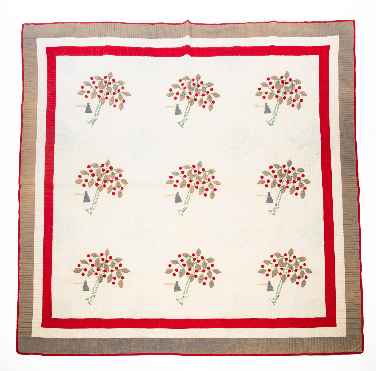 GEORGE WASHINGTON INSPIRED APPLIQUE QUILT. (1 of 3)
