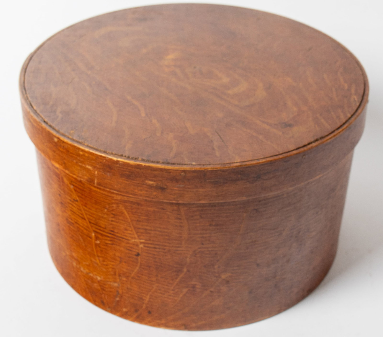 LARGE VINEGAR GRAIN-PAINTED BENTWOOD PANTRY BOX. (1 of 4)