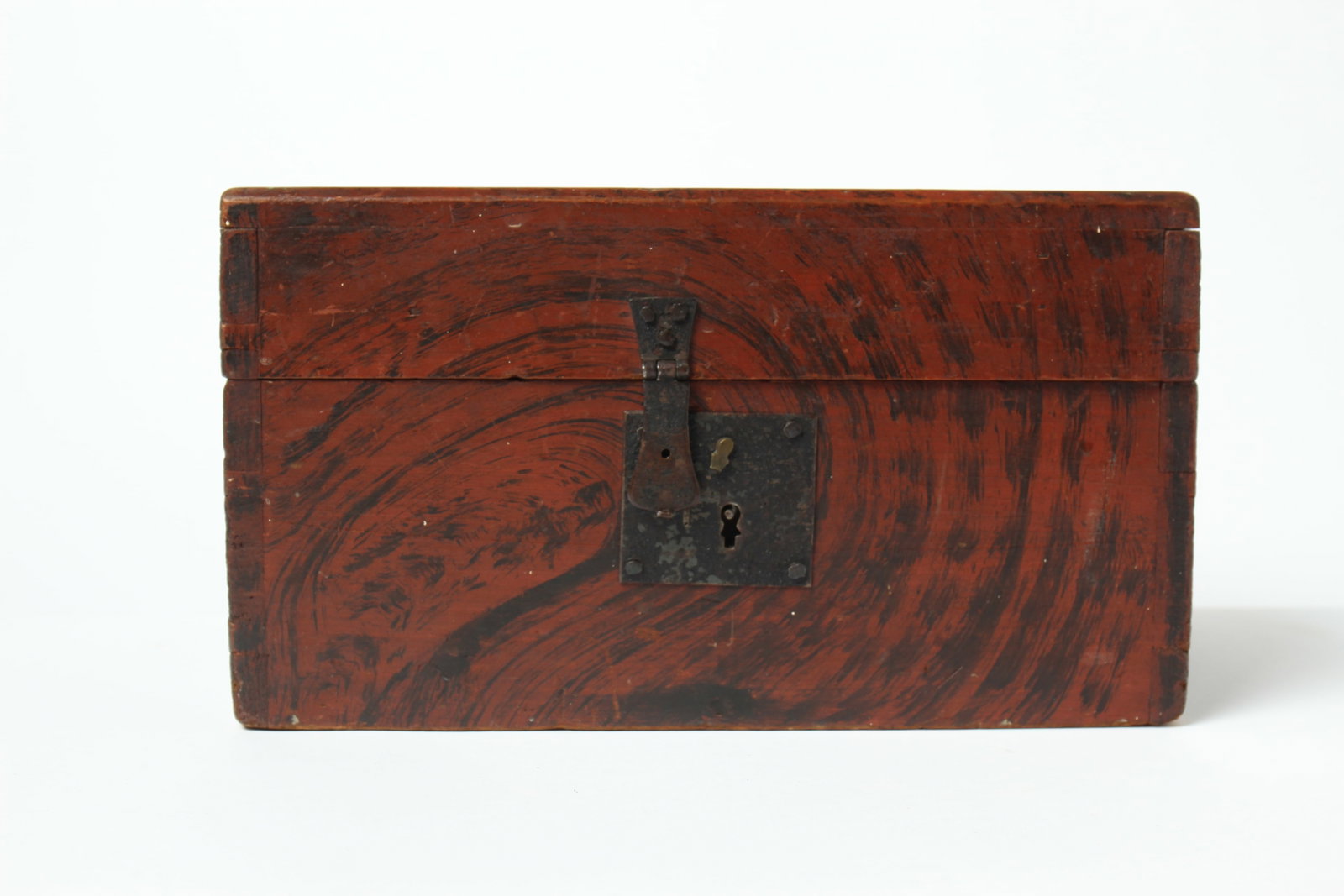 GRAIN-PAINTED STORAGE BOX. (1 of 2)