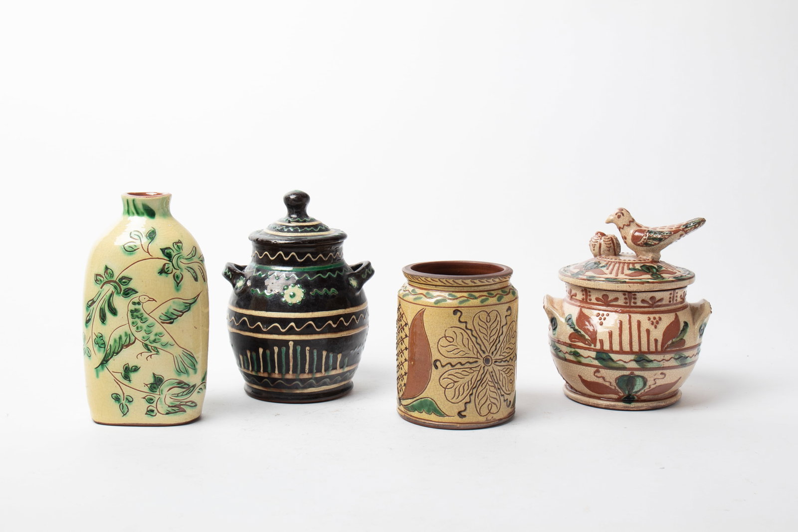 FOUR TURTLE CREEK REDWARE ITEMS. (1 of 12)