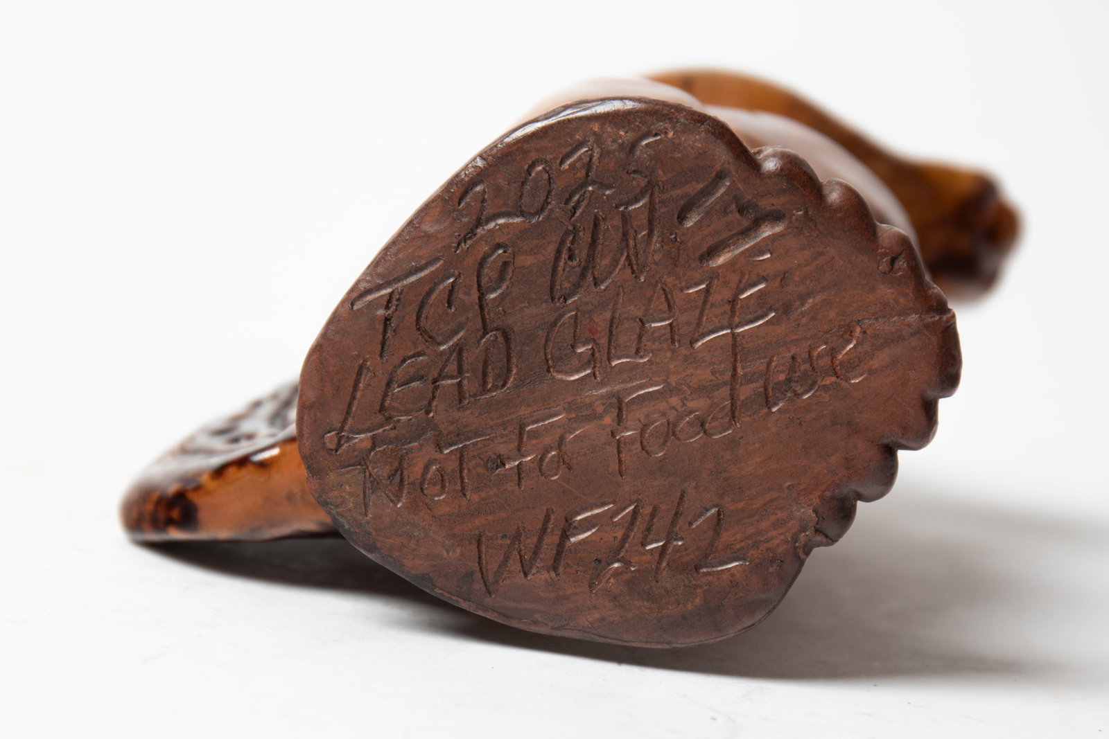 FIVE TURTLE CREEK REDWARE ITEMS. - 10
