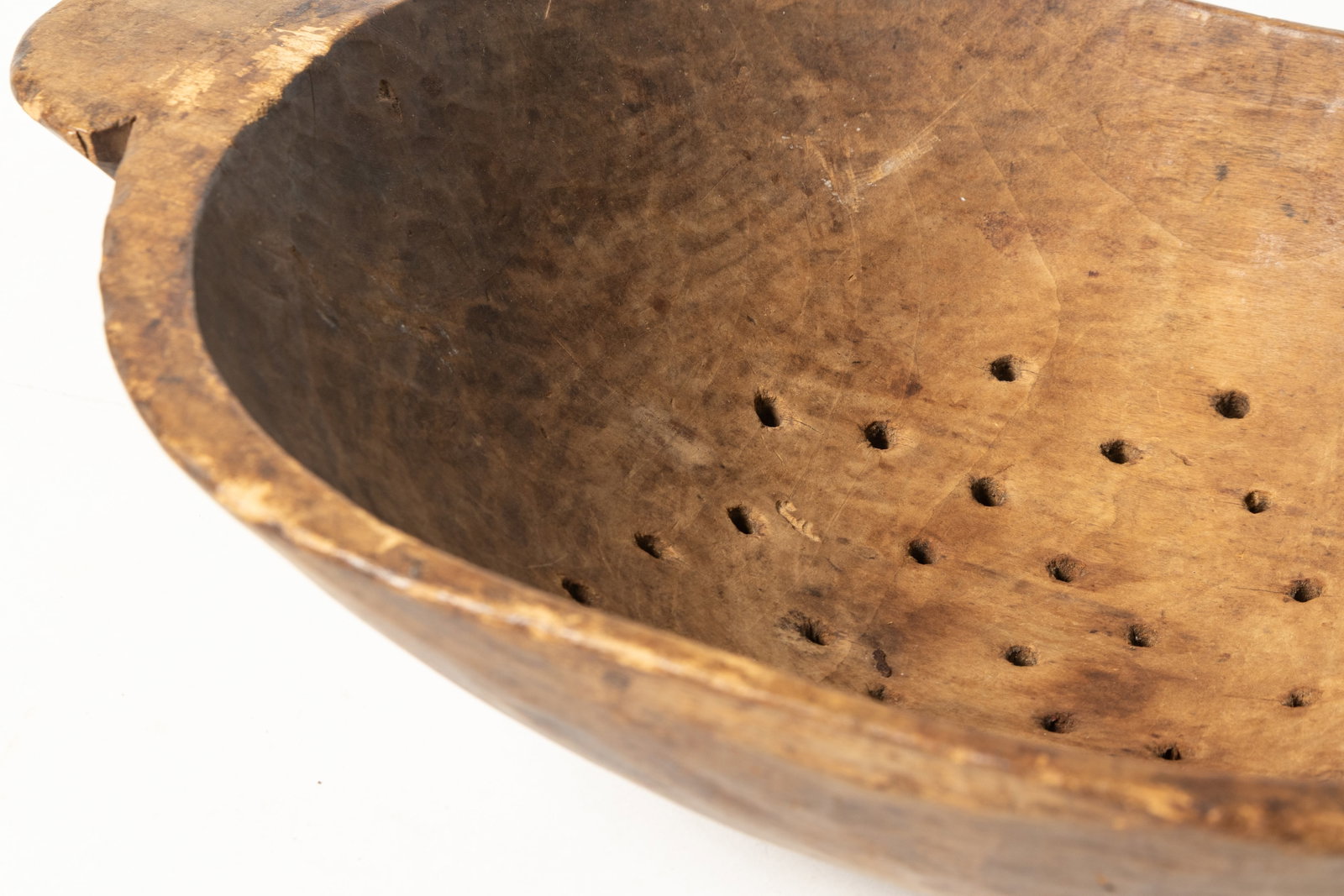 UNUSUAL TREEN COLANDER. - 7