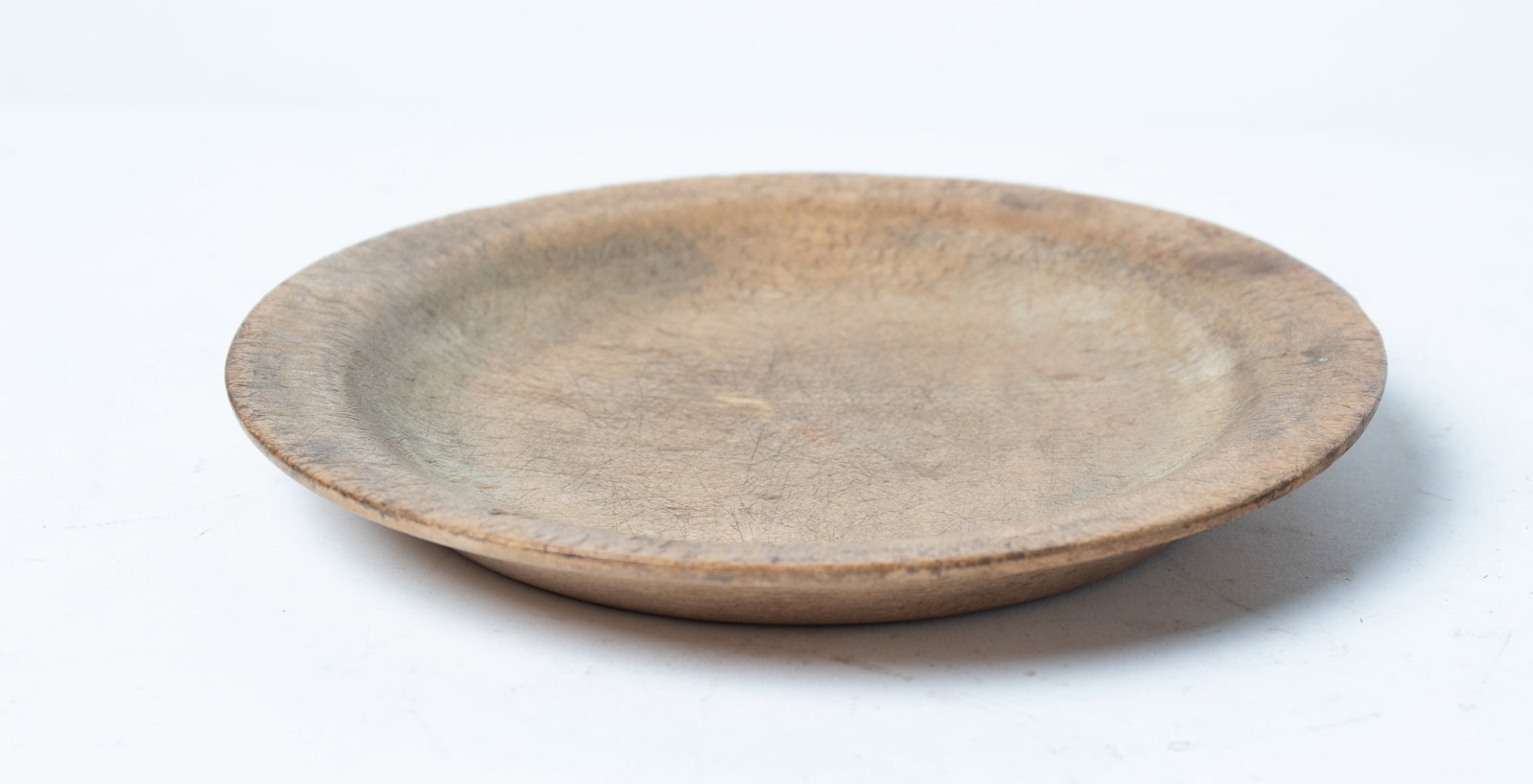 DEEP TREENWARE PLATE. - 2