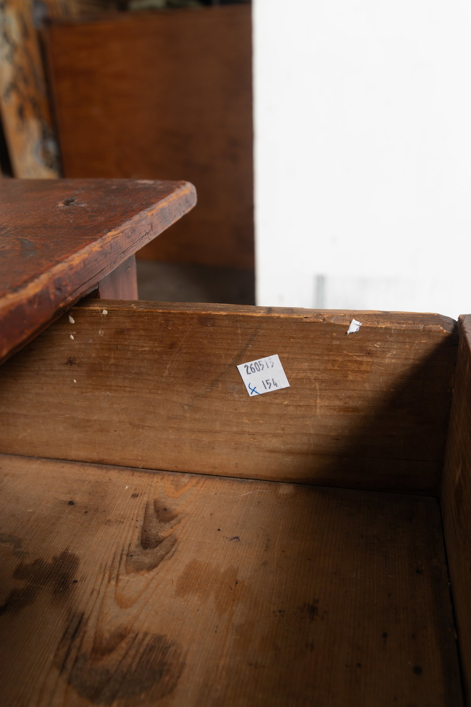 SHERATON ONE-DRAWER SIDE TABLE IN ORIGINAL CROTCH MAHOGANY GRAIN PAINT.: SHERATON ONE-DRAWER SIDE TABLE IN ORIGINAL CROTCH MAHOGANY GRAIN PAINT. American, 19th Century. Pine. Having a rectangular top above a single, dovetailed drawer with brass pull and rising on turned