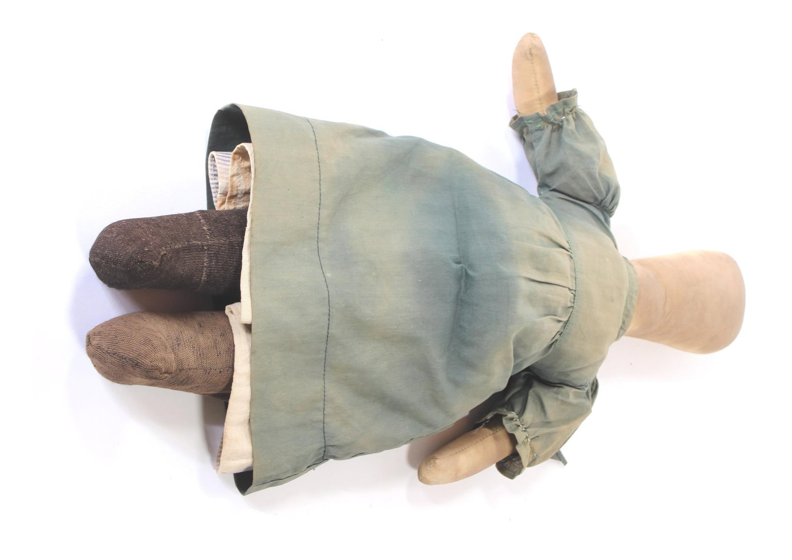 LONG-HEAD AMISH DOLL WITH ORIGINAL CLOTHES. - 2