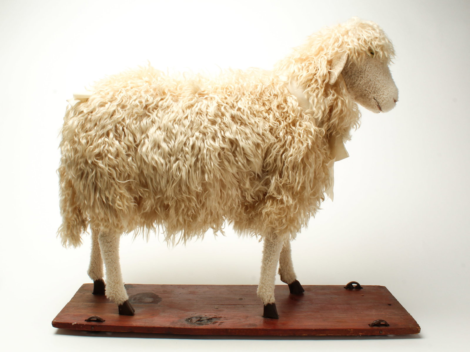 LARGE WOOLY LONG-HAIR LAMB PULL TOY. (1 of 4)