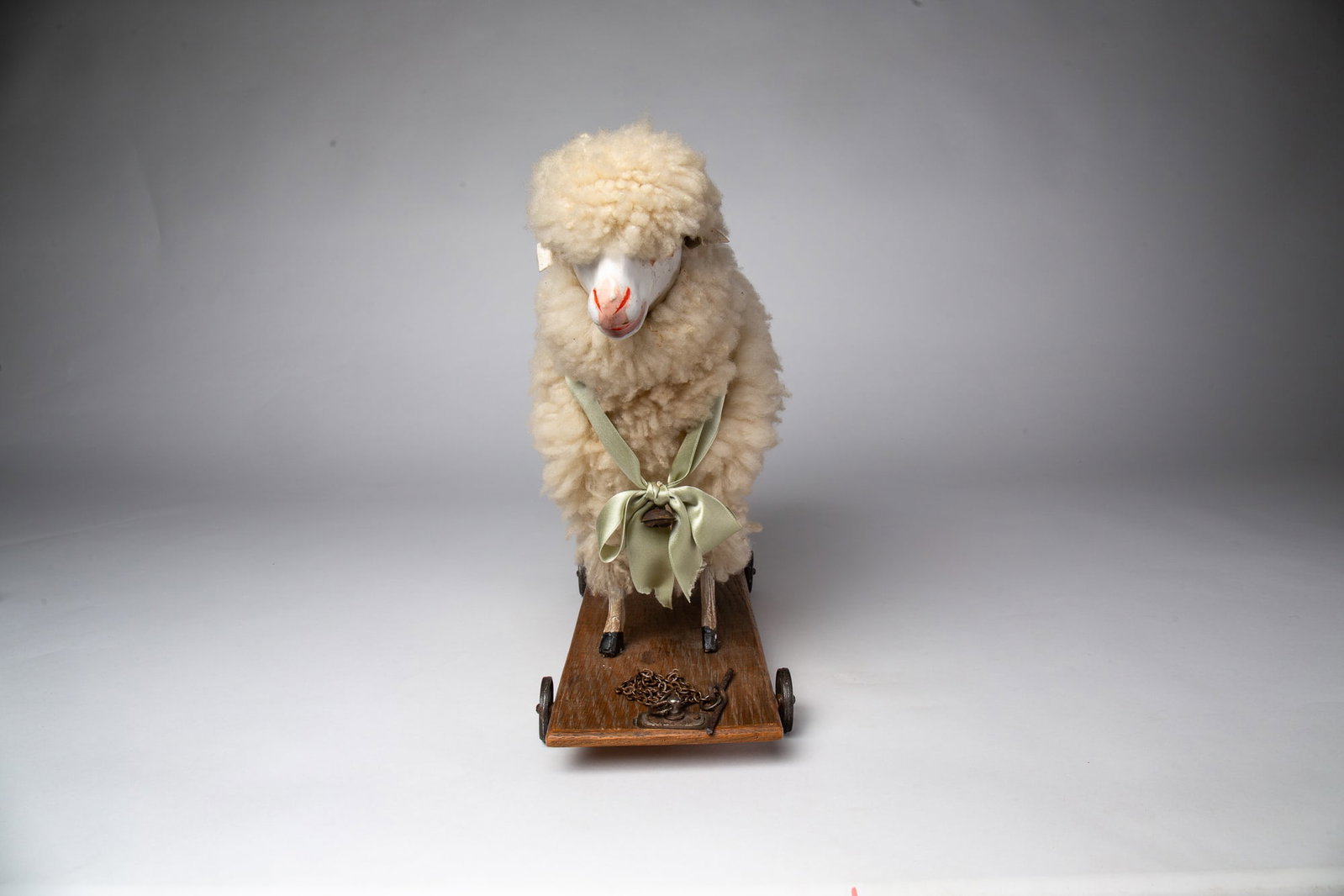 LARGE WOOLY LAMB PULL TOY. - 5