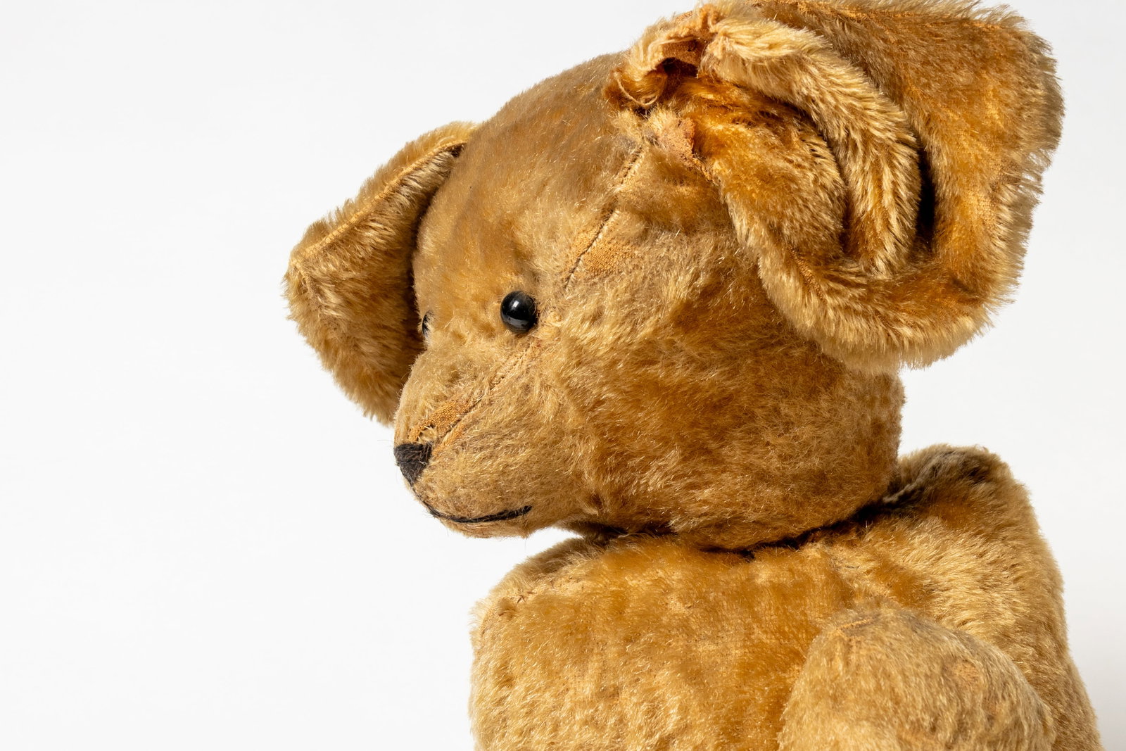 LARGE STRAW STUFFED MOHAIR TEDDY BEAR. - 7