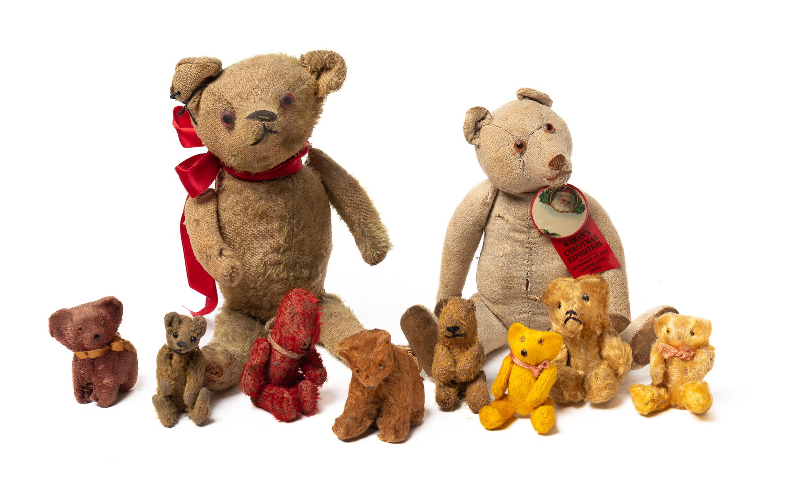 TEN GERMAN AND JAPANESE TEDDY BEARS. (1 of 7)