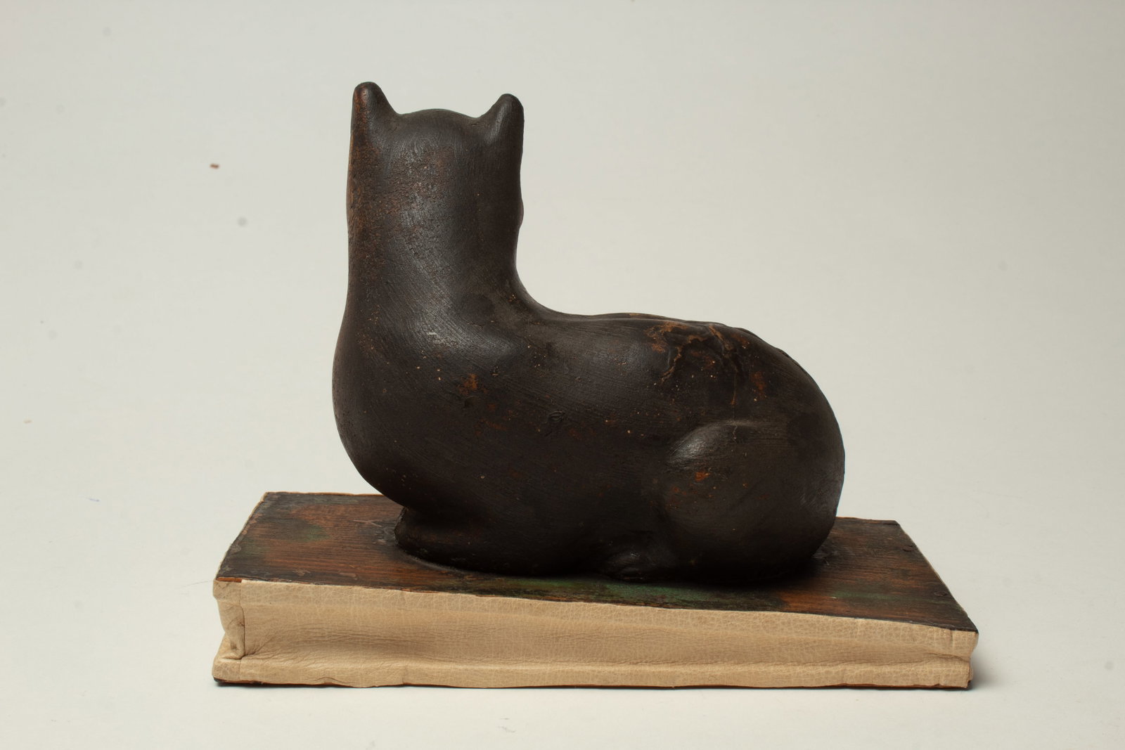 RECUMBENT CAT PIPSQUEAK. - 2