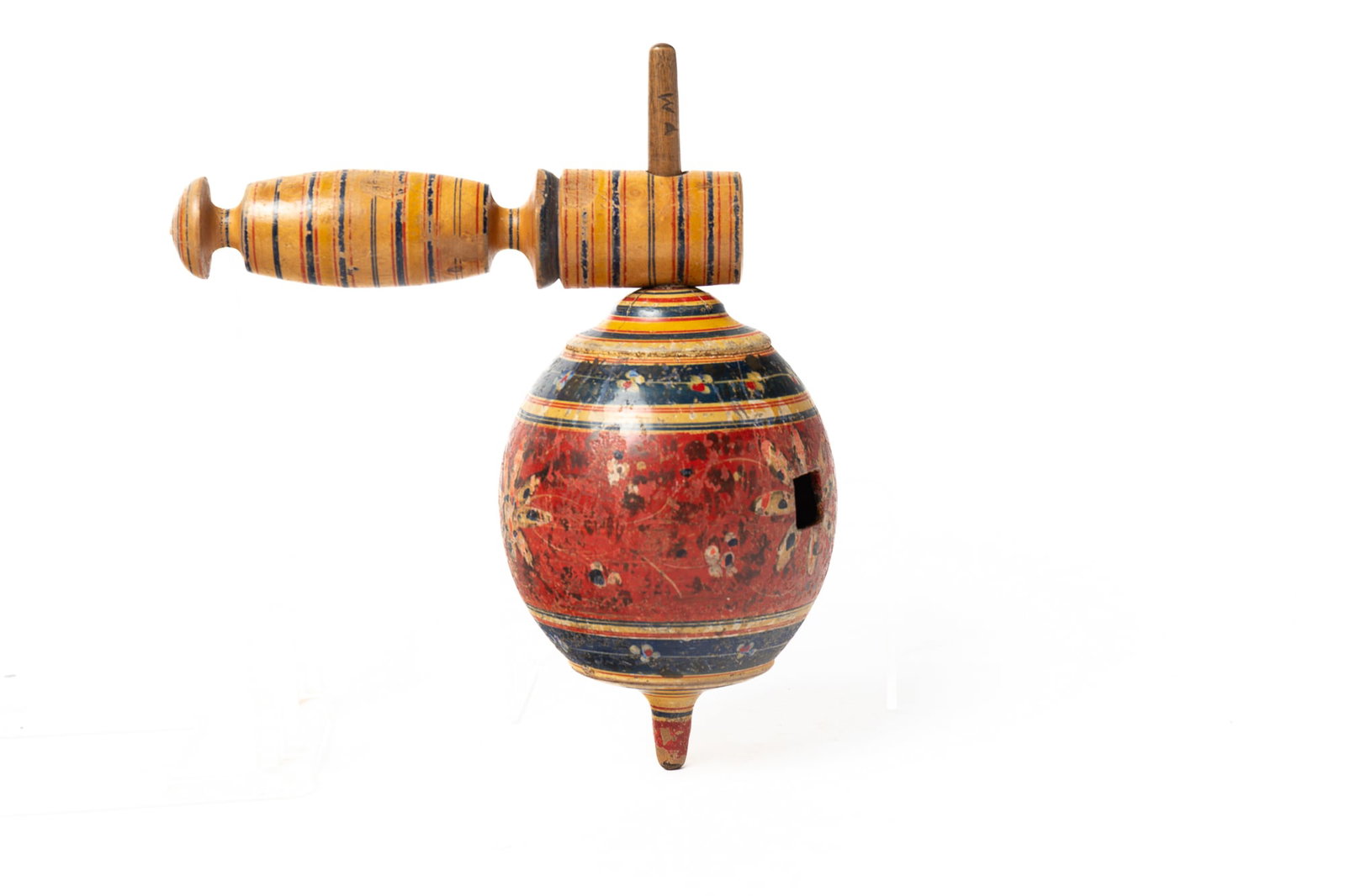EARLY PAINTED TREENWARE WHISTLING SPINNING TOP. (1 of 5)