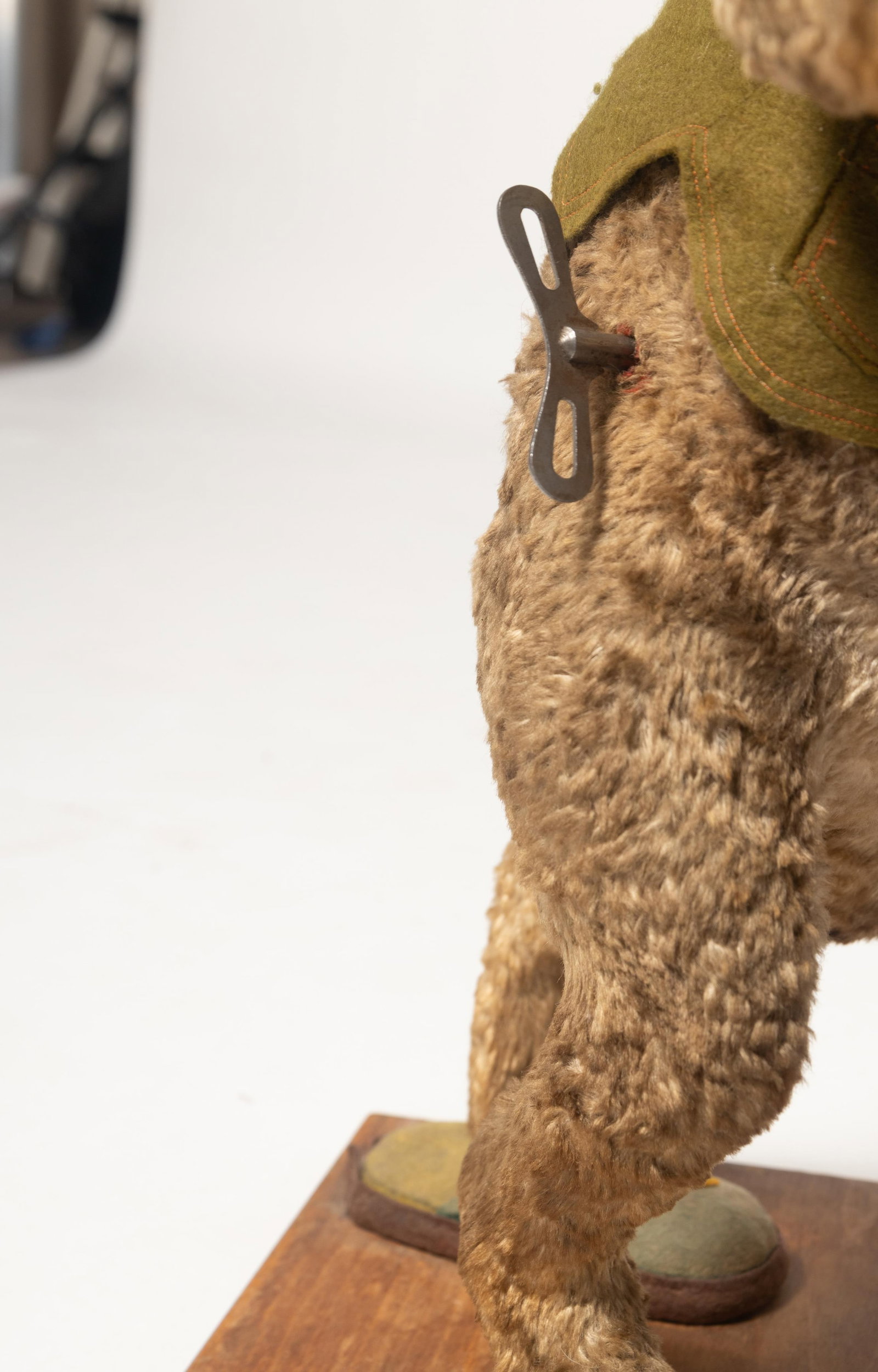 LARGE CLOCKWORK RABBIT MAN ON BASE. - 9