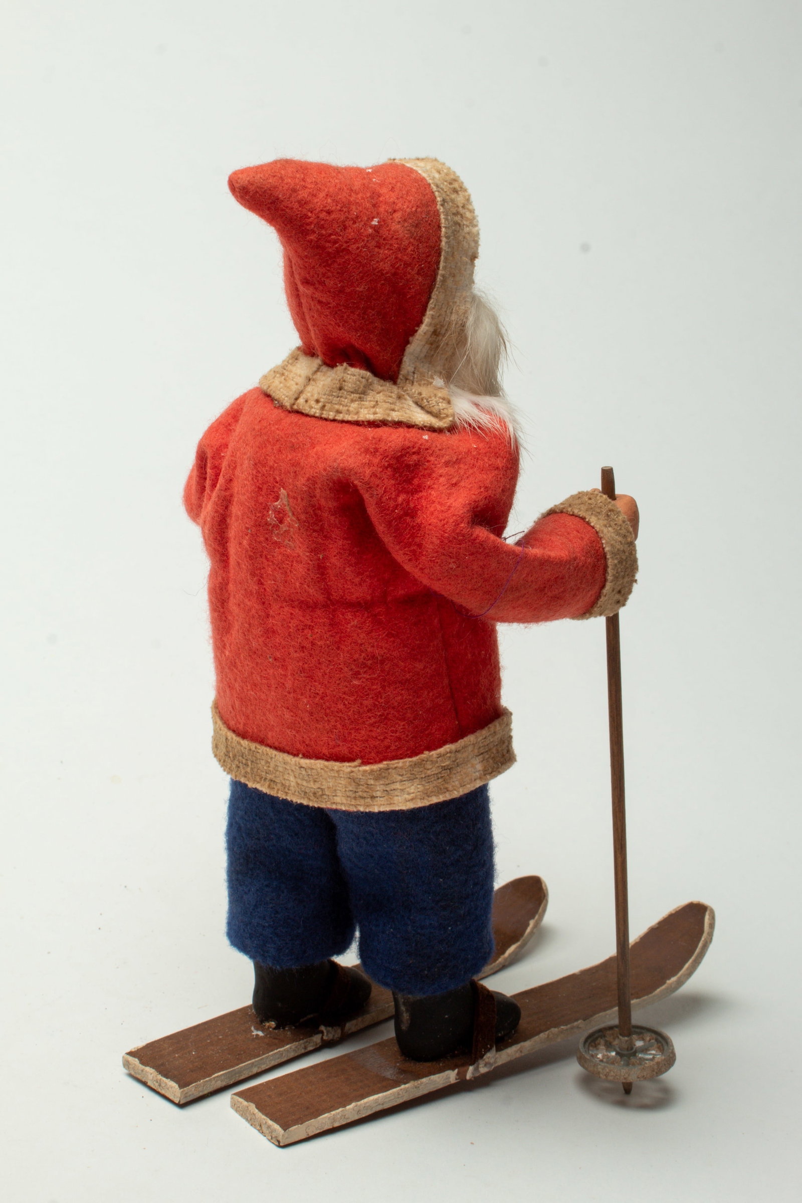 SKIING SANTA FIGURE. - 2