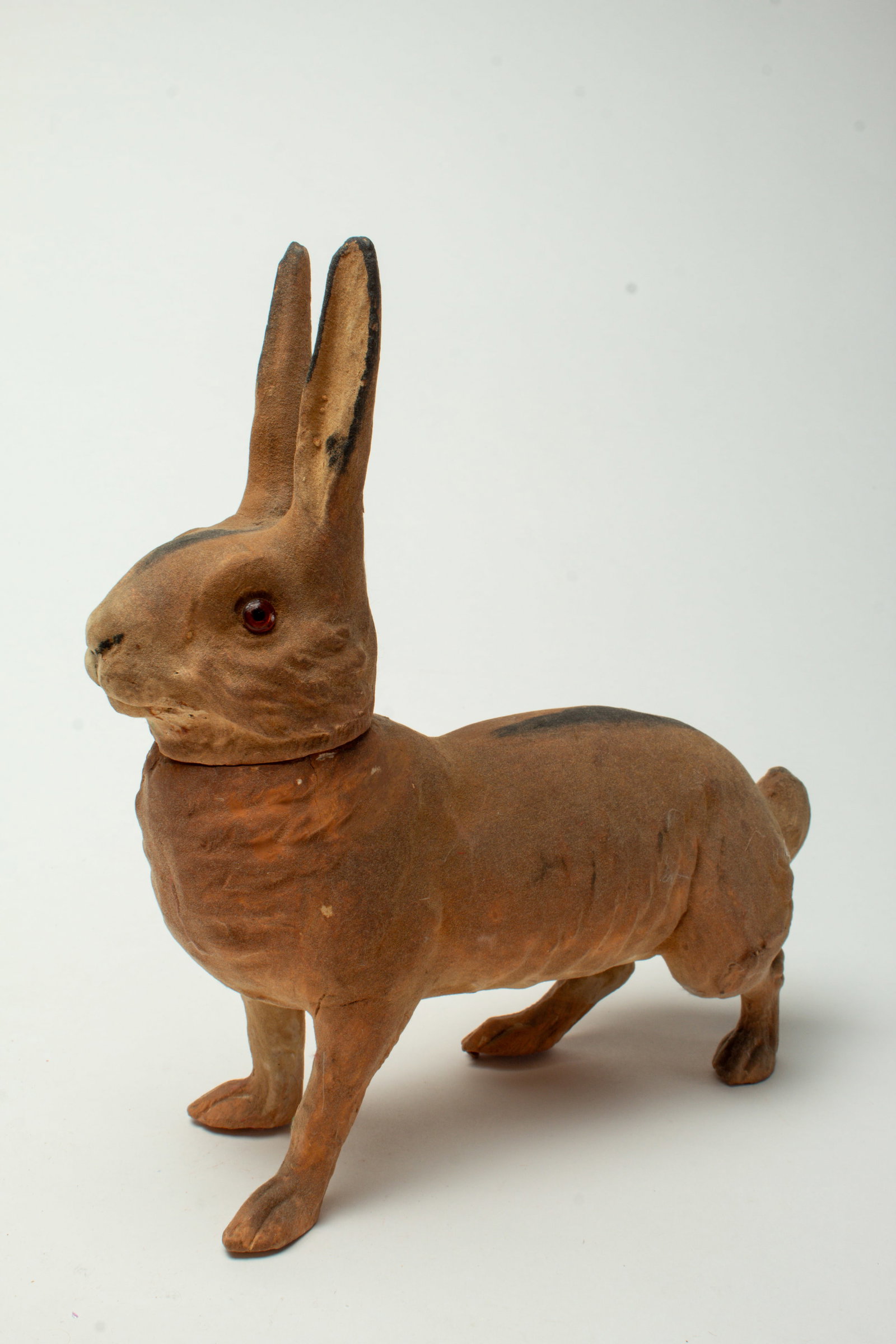 STANDING RABBIT CANDY CONTAINER. (1 of 4)