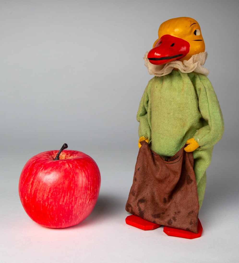 DUCK WITH SACK CANDY CONTAINER WITH SQUEEKER. - 2