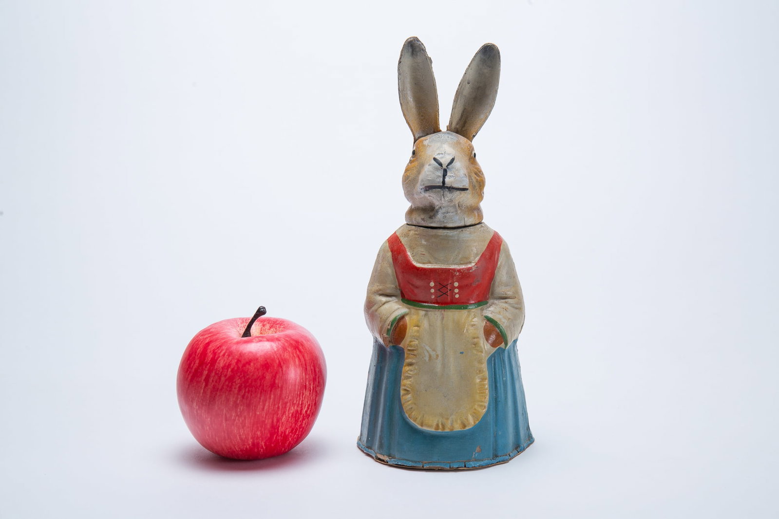 LADY RABBIT CANDY CONTAINER. - 7