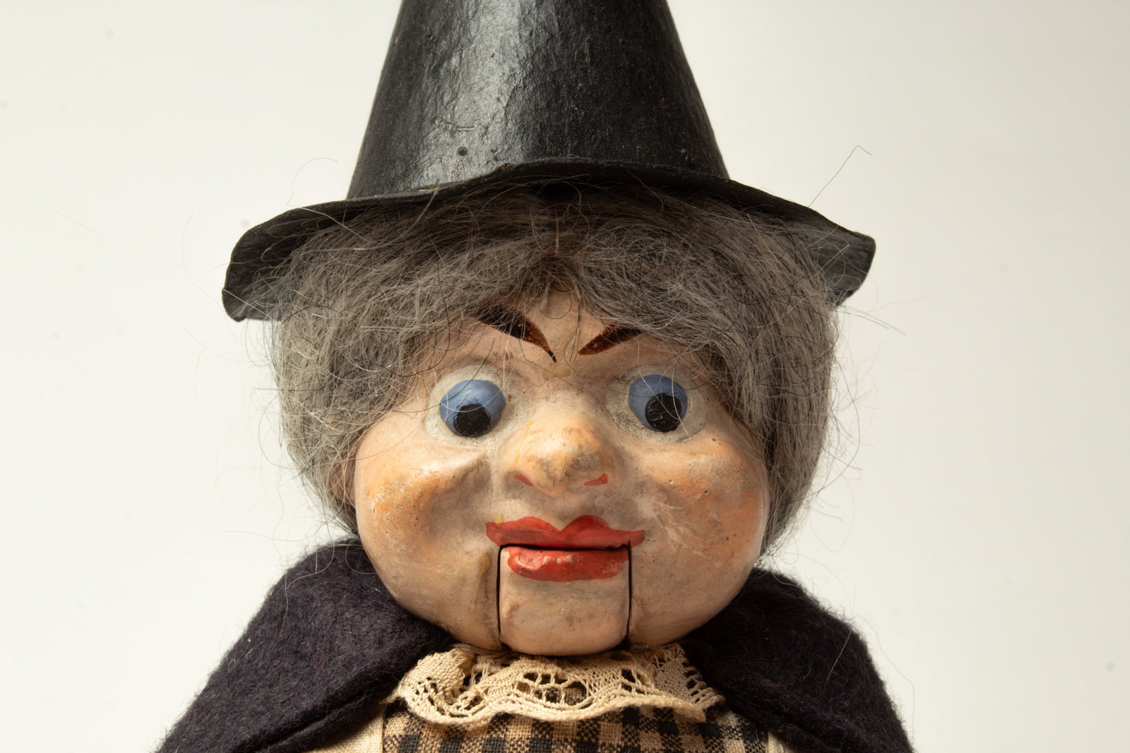 FULL-BODIED WITCH CANDY CONTAINER - 3