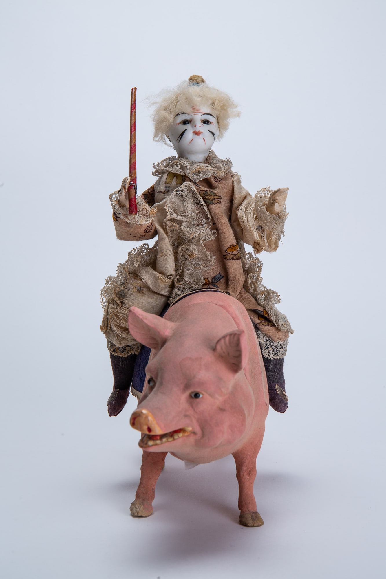 CLOWN ON PIG CANDY CONTAINER. (1 of 9)