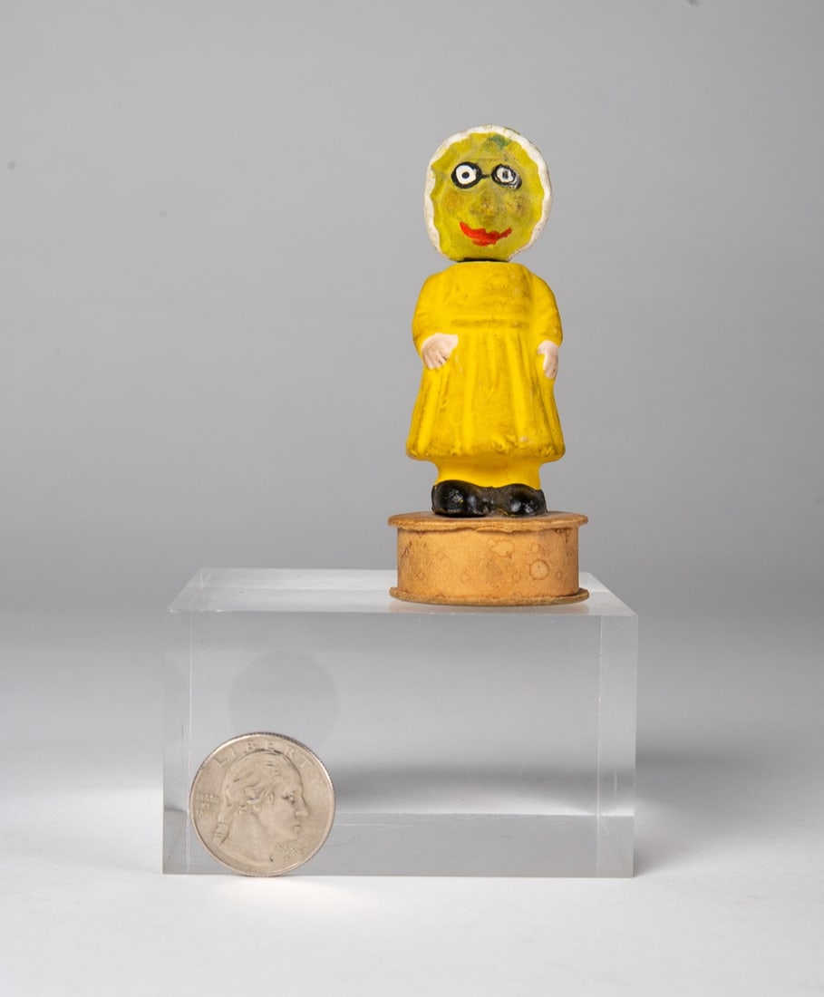 SQUASH LADY HALLOWEEN NODDER CANDY CONTAINER. - 2