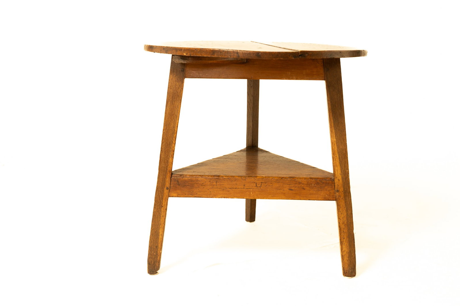 CRICKET TABLE IN PINE AND OAK. - 2
