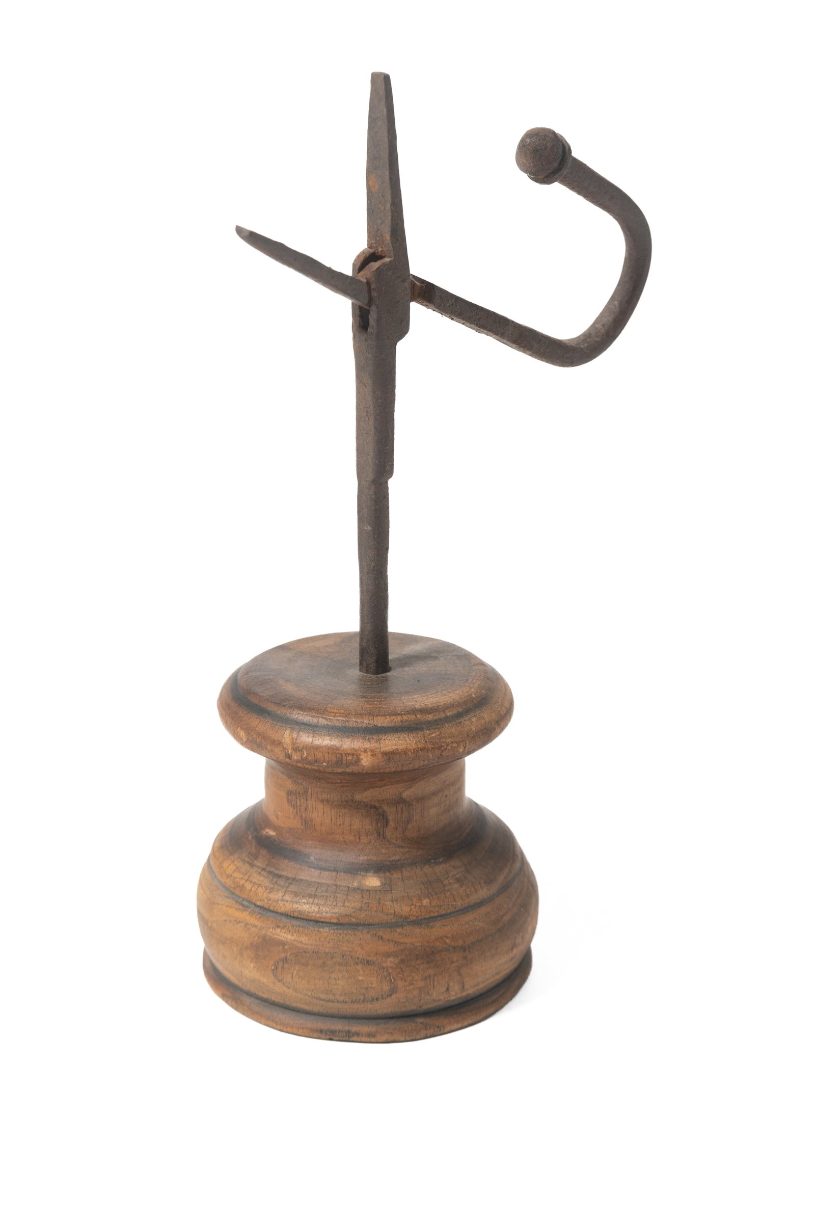 THREE EARLY LIGHTING ITEMS. - 14