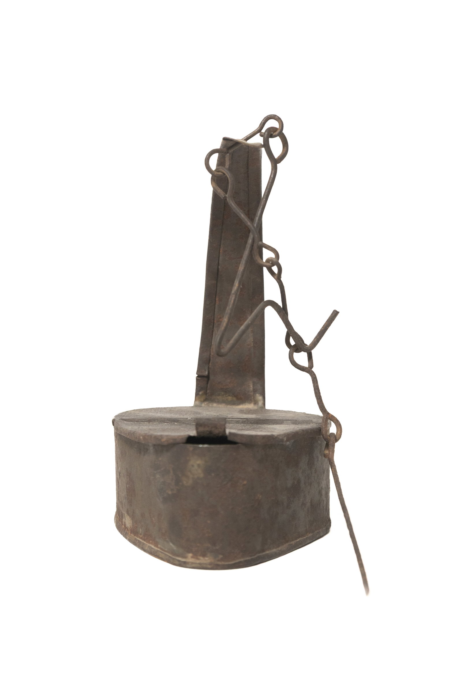 FIVE HANGING LIGHTING DEVICES. - 12