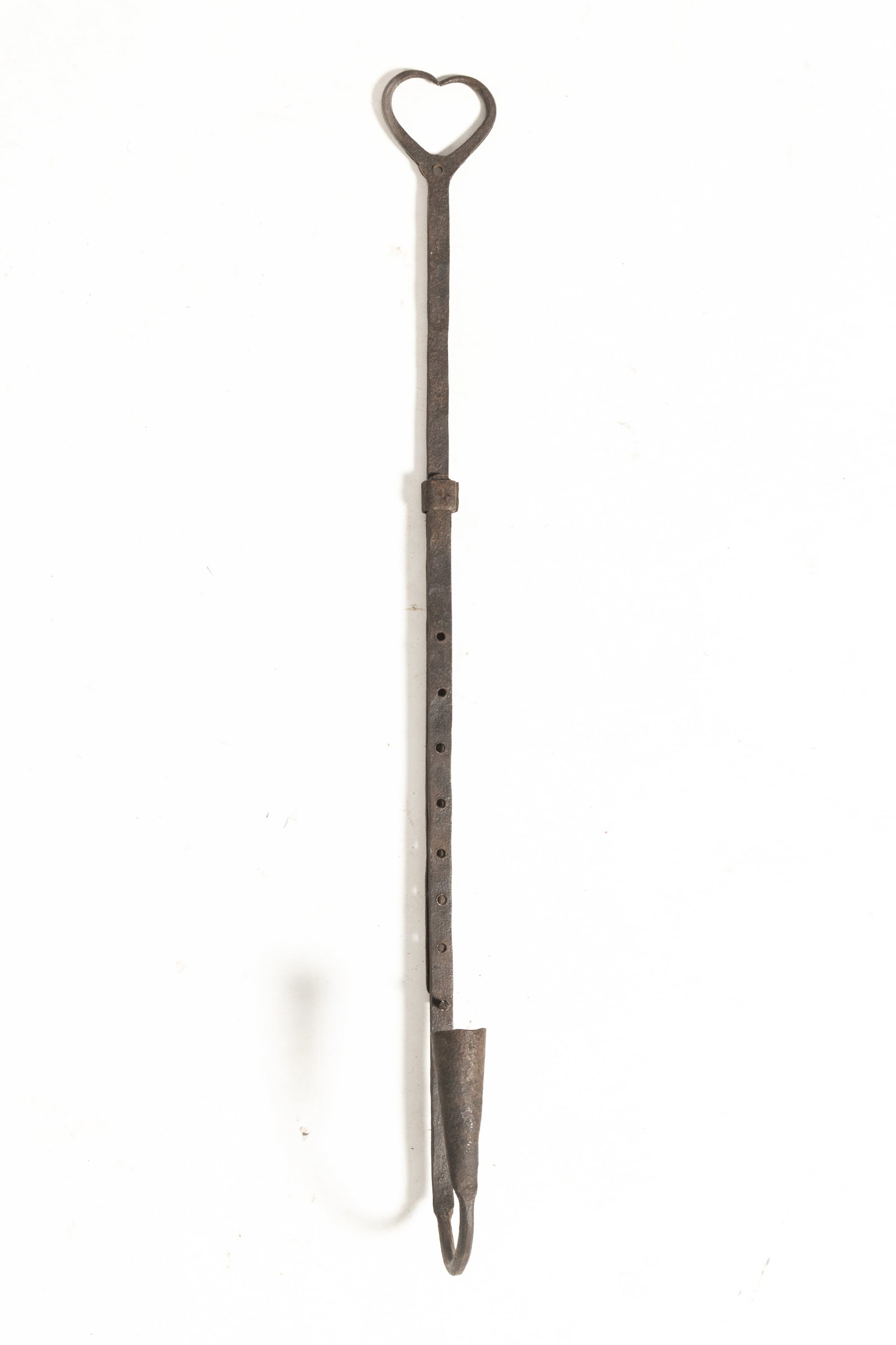 FIVE HANGING LIGHTING DEVICES. - 16