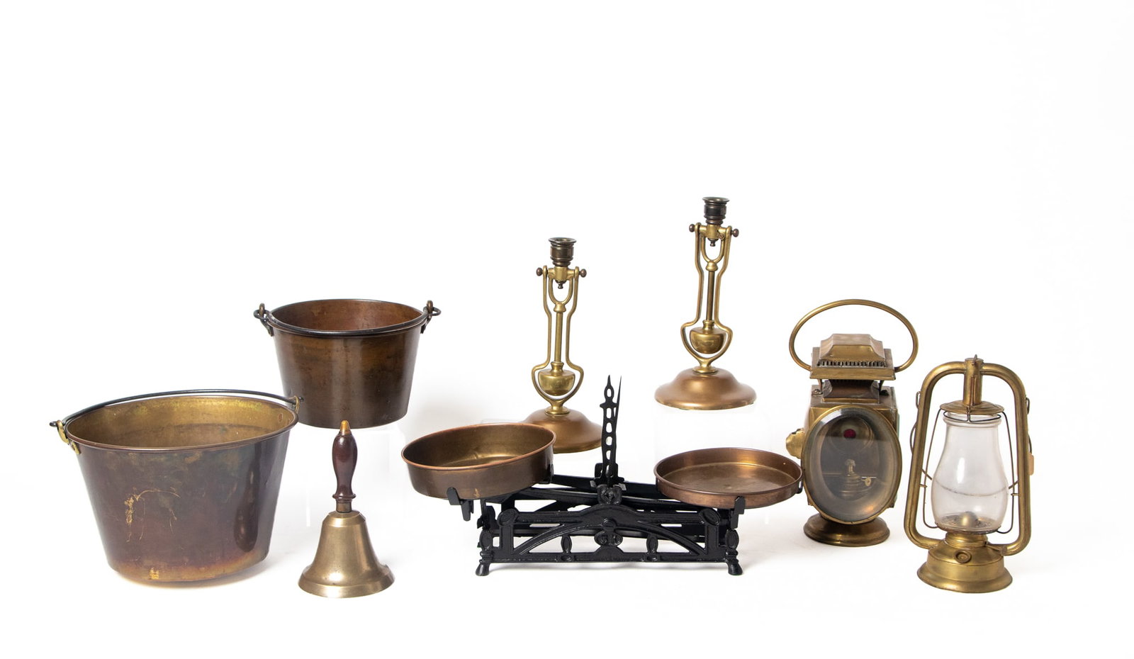 COLLECTION OF BRASS ITEMS, INCL. LIGHTING.: COLLECTION OF BRASS ITEMS, INCL. LIGHTING. American, 19th and 20th Century. A pair of gimbal-mount candlesticks, 11"h., two spun kettles, larger marked "Hayden's Patent", 7.25"h. and 6"h., double pan