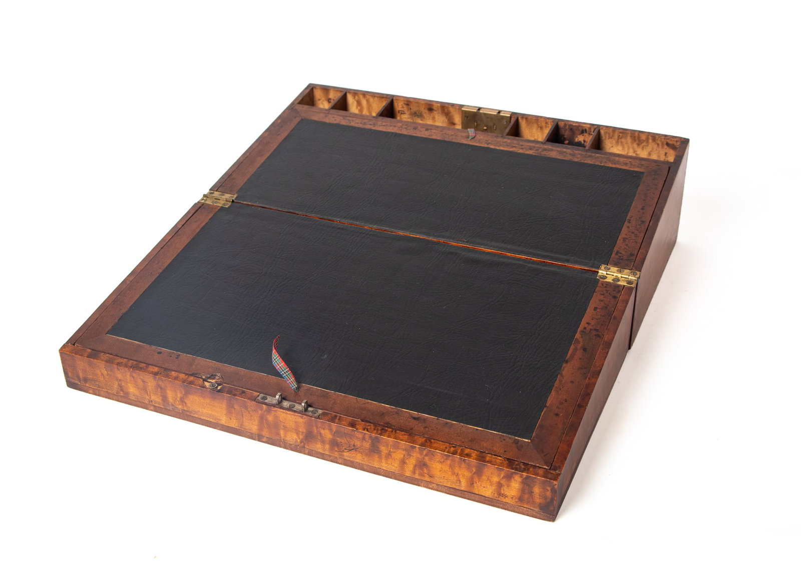 BIRD'S-EYE MAPLE LAP DESK. - 3