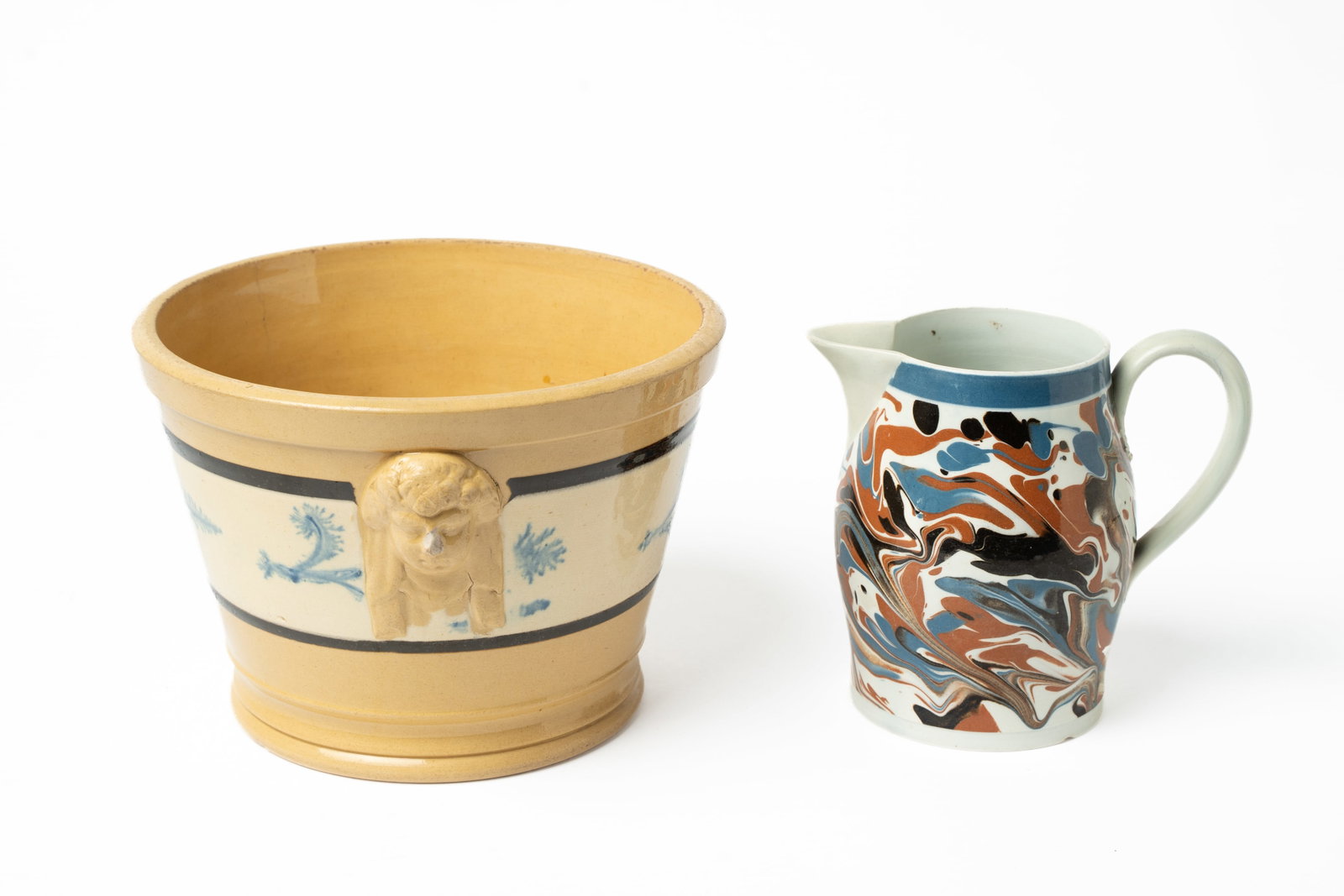 MOCHAWARE PITCHER AND A YELLOWWARE BOWL WITH MOCHA DECORATION. (1 of 12)