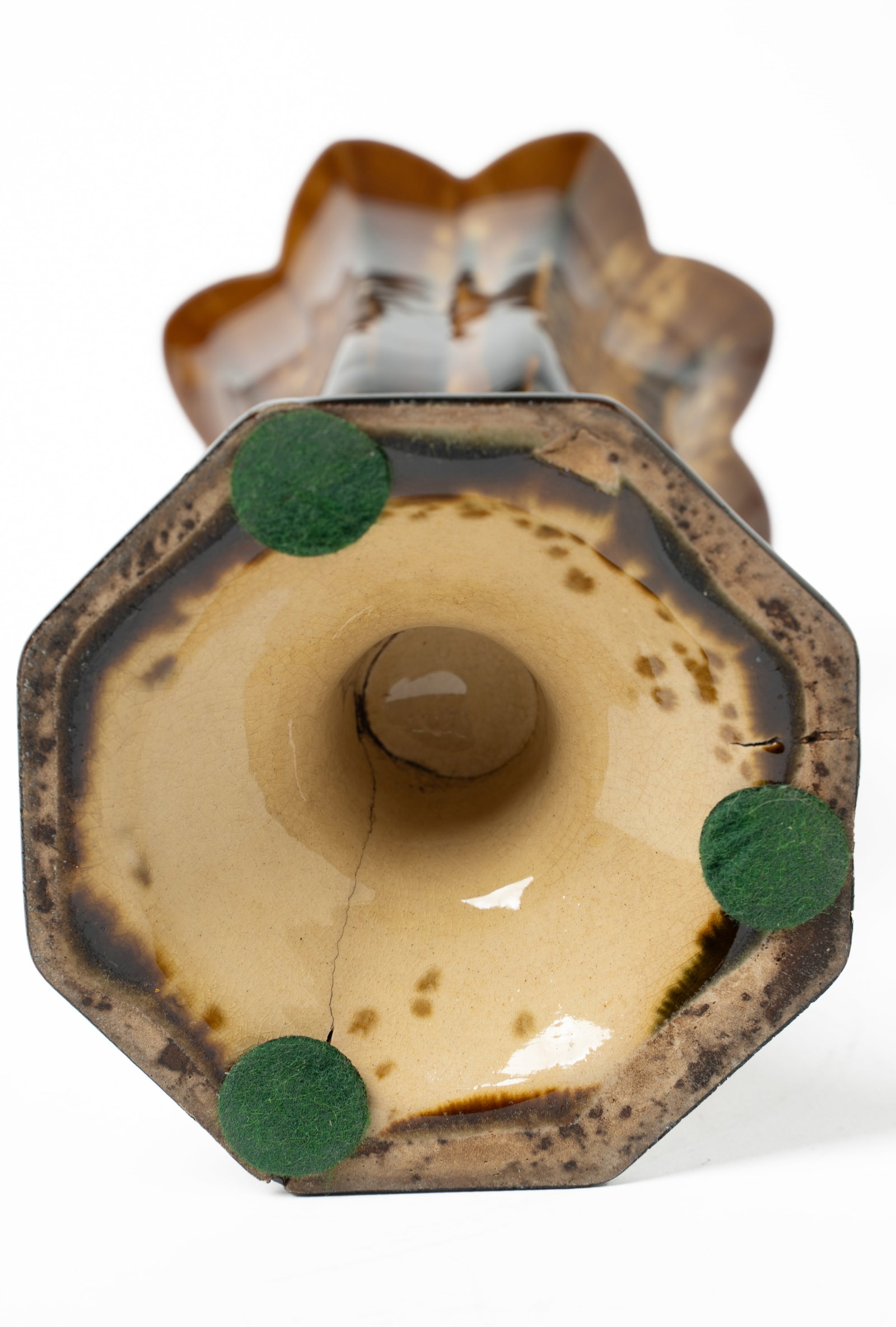FIVE BENNINGTON YELLOWWARE ITEMS. - 11