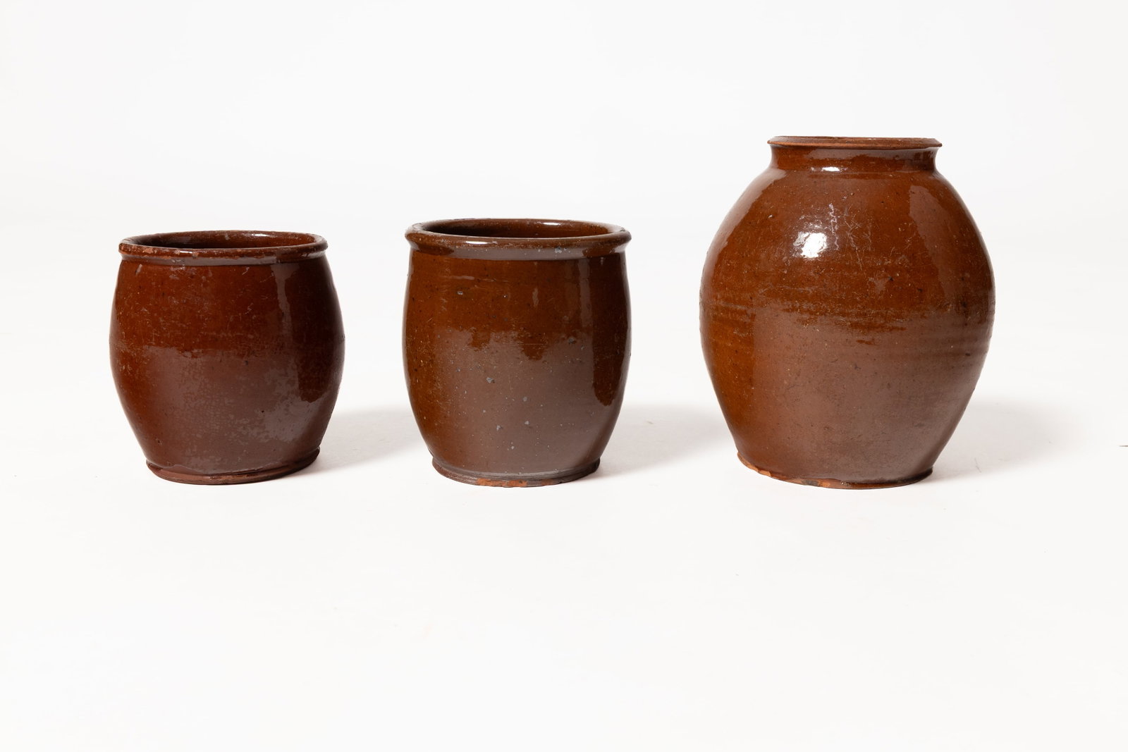 TWELVE REDWARE ITEMS. - 3