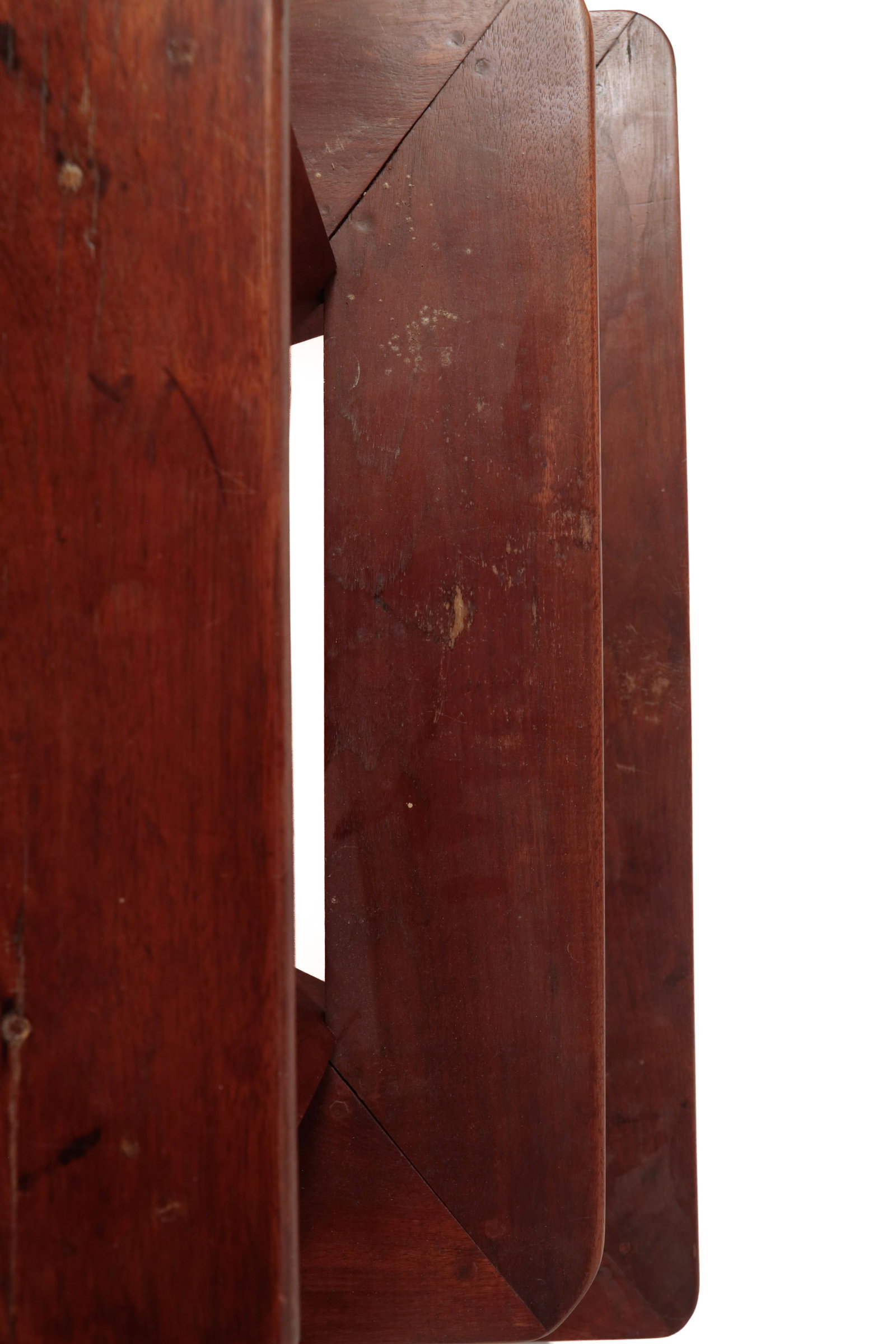 RECTANGULAR THREE-TIER PLANT STAND. - 10