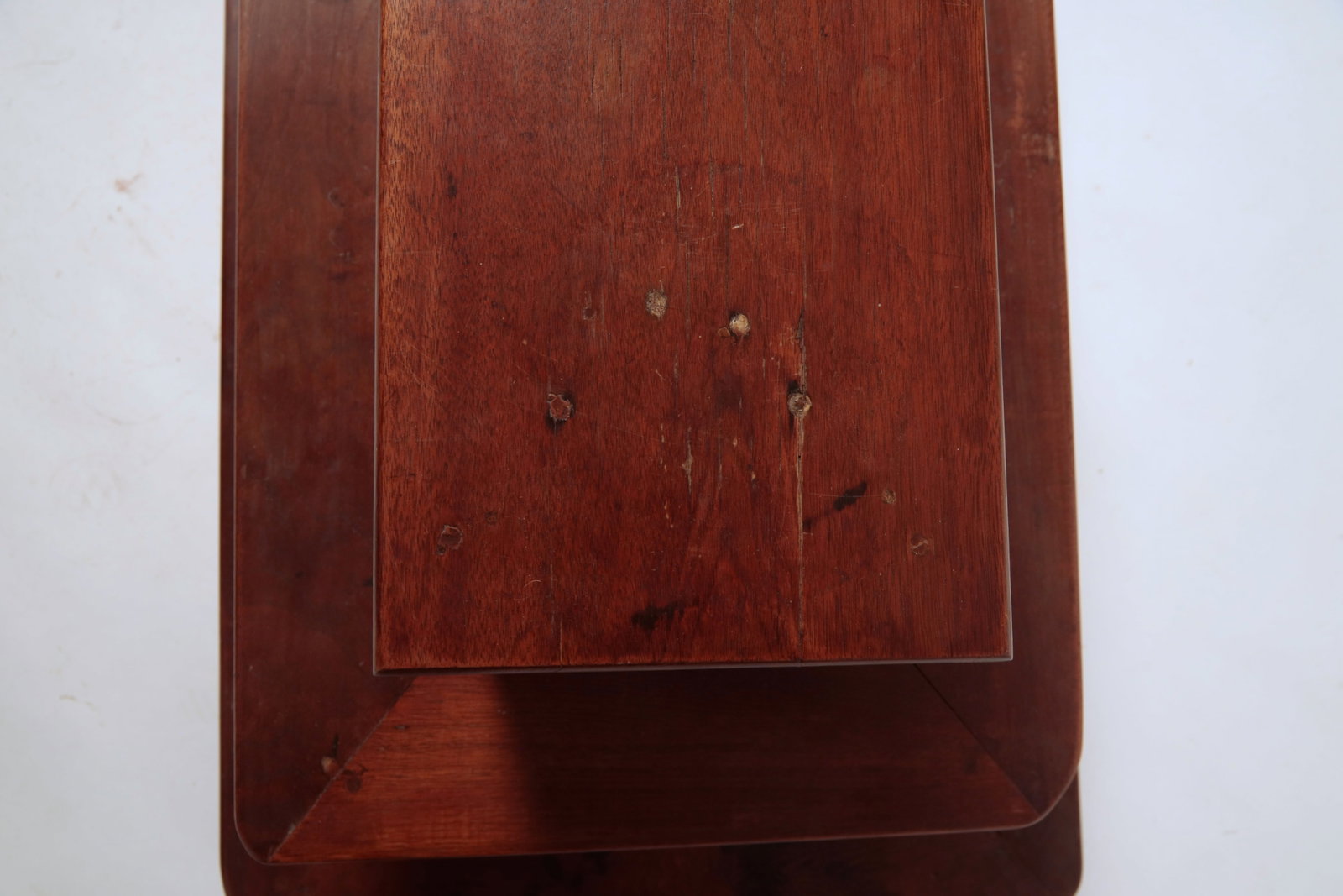 RECTANGULAR THREE-TIER PLANT STAND. - 8