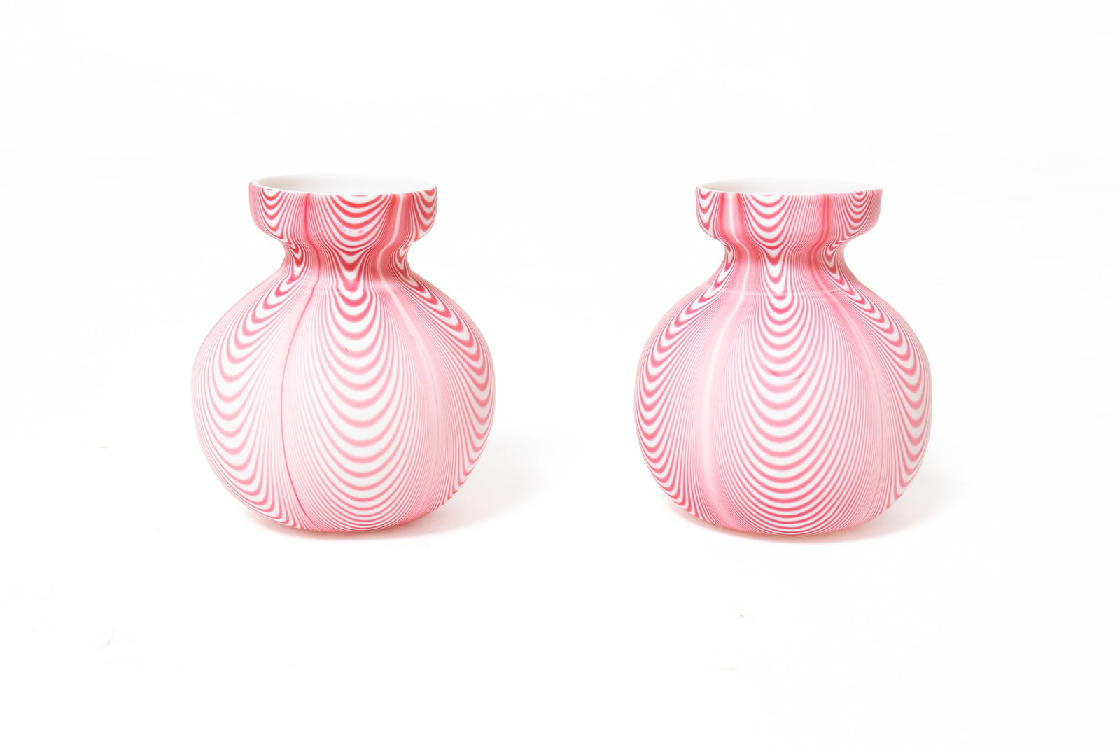 SIX DECORATIVE VESSELS. - 5