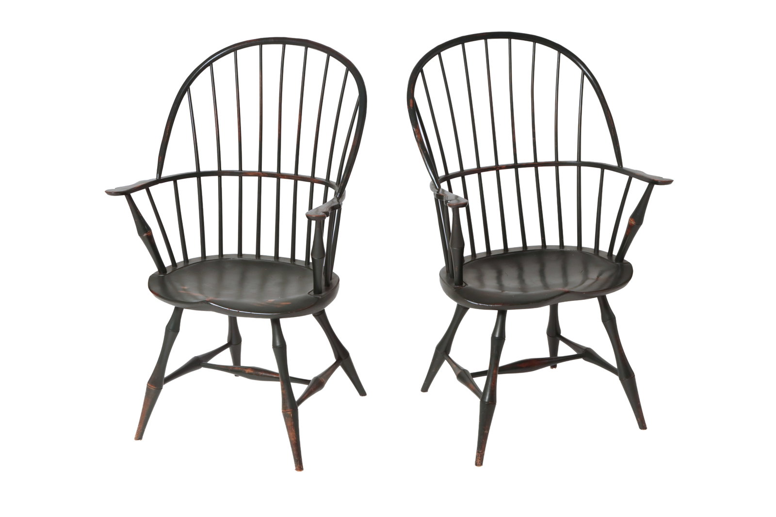 PAIR OF D.R. DIMES (PITTSFIELD, NEW HAMPSHIRE) SACK-BACK WINDSOR ARMCHAIRS. (1 of 13)