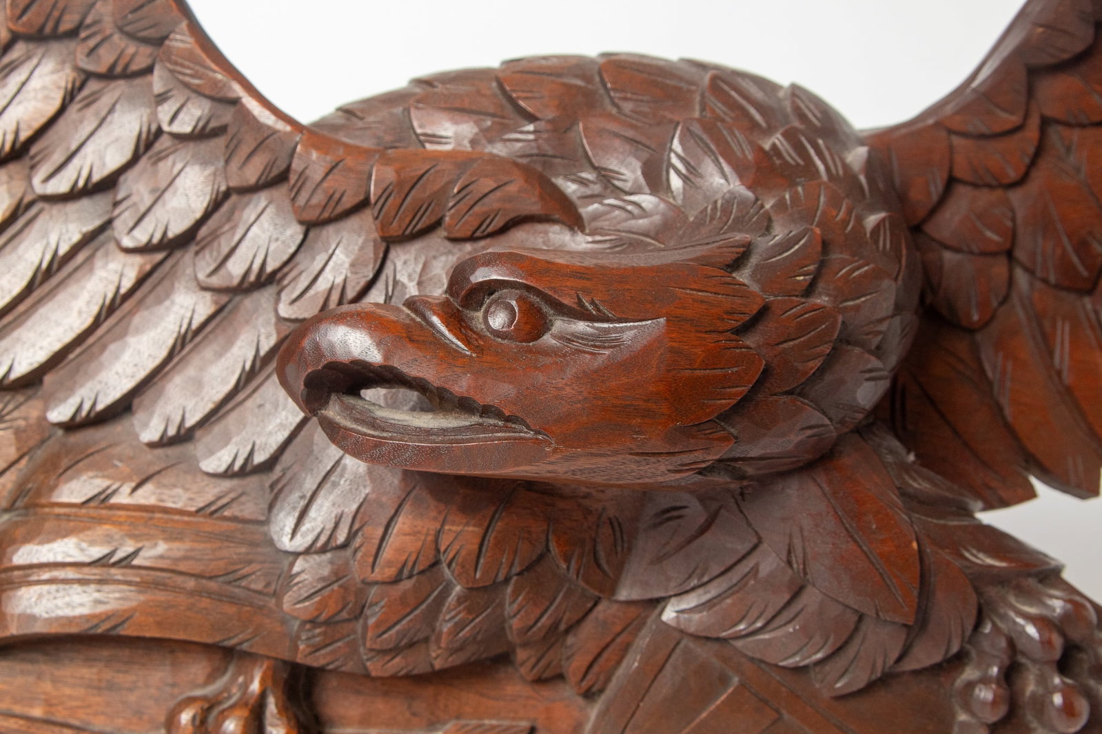 TWO CARVED SPREAD-WINGED EAGLES. - 4