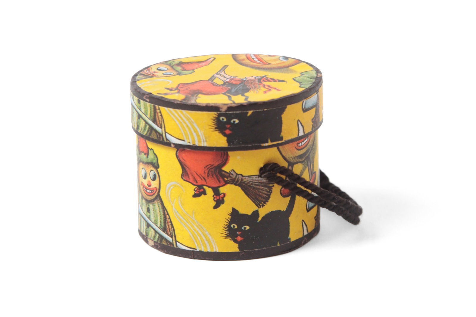 DIMINUTIVE VEGGIE PEOPLE CANDY CONTAINER BOX. (1 of 9)
