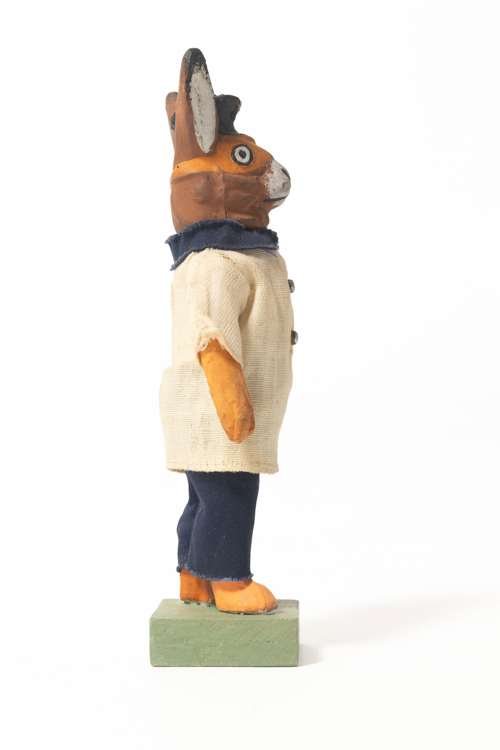STANDING RABBIT CHAUFFER CANDY CONTAINER. - 4