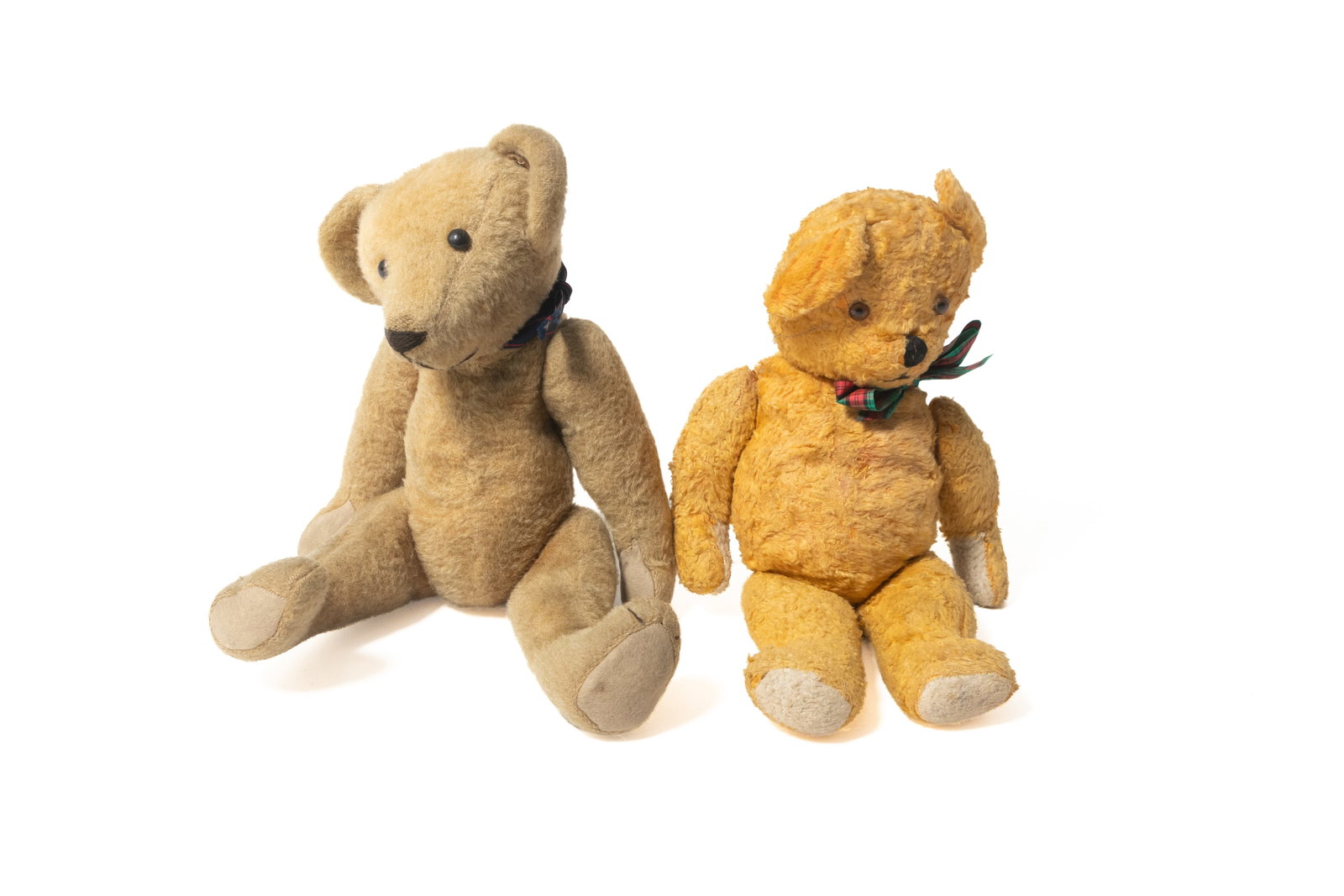 TWO FULLY ARTICULATED STUFFED TEDDY BEARS. (1 of 7)