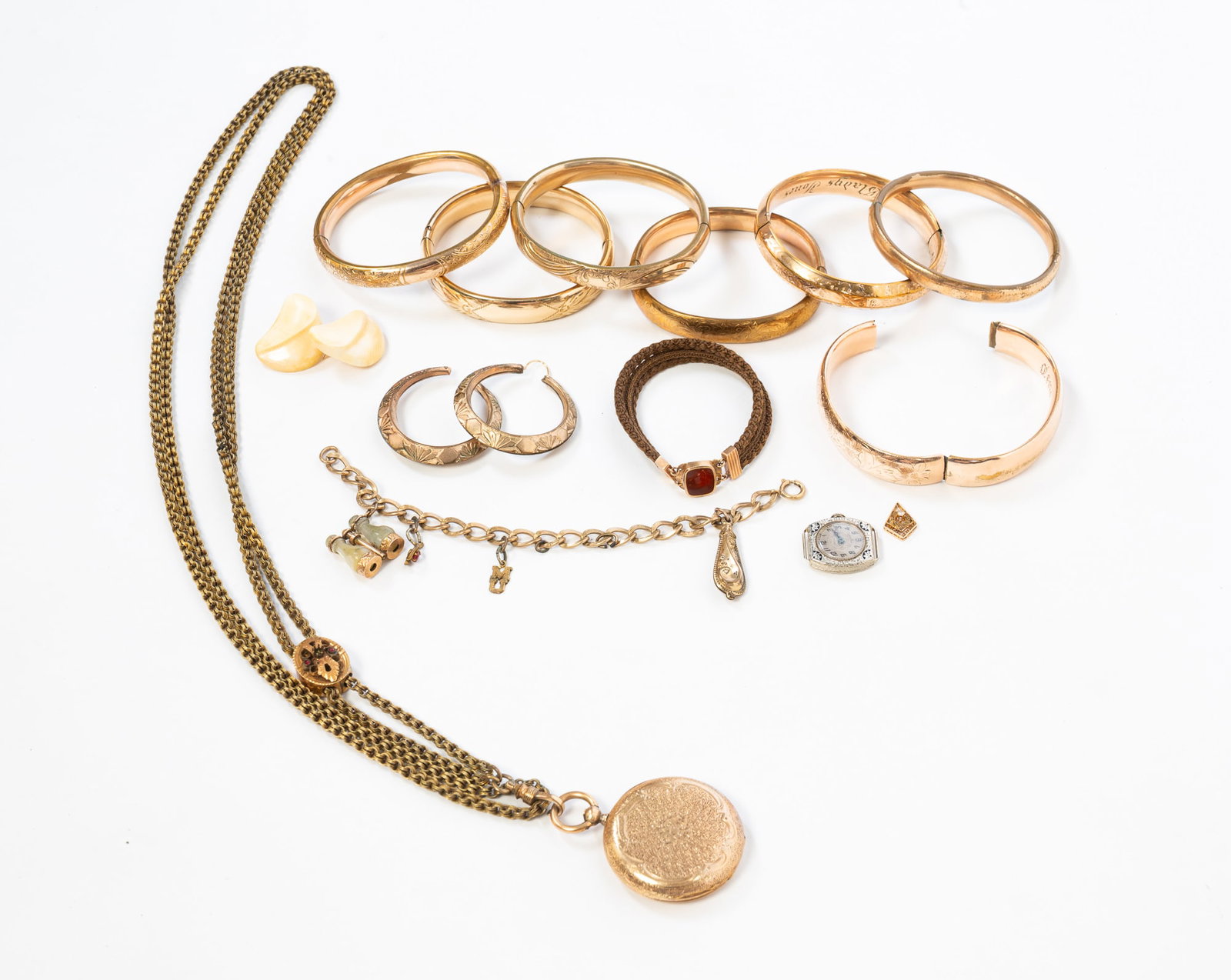 LARGE GROUP OF VICTORIAN GOLD FILLED AND PLATED JEWELRY. (1 of 9)
