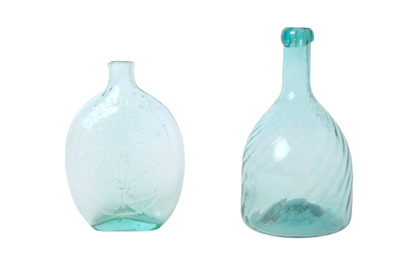 ZANESVILLE TWENTY-FOUR RIB SWIRLED CLUB BOTTLE AND SUMMER-WINTER FLASK. (1 of 5)