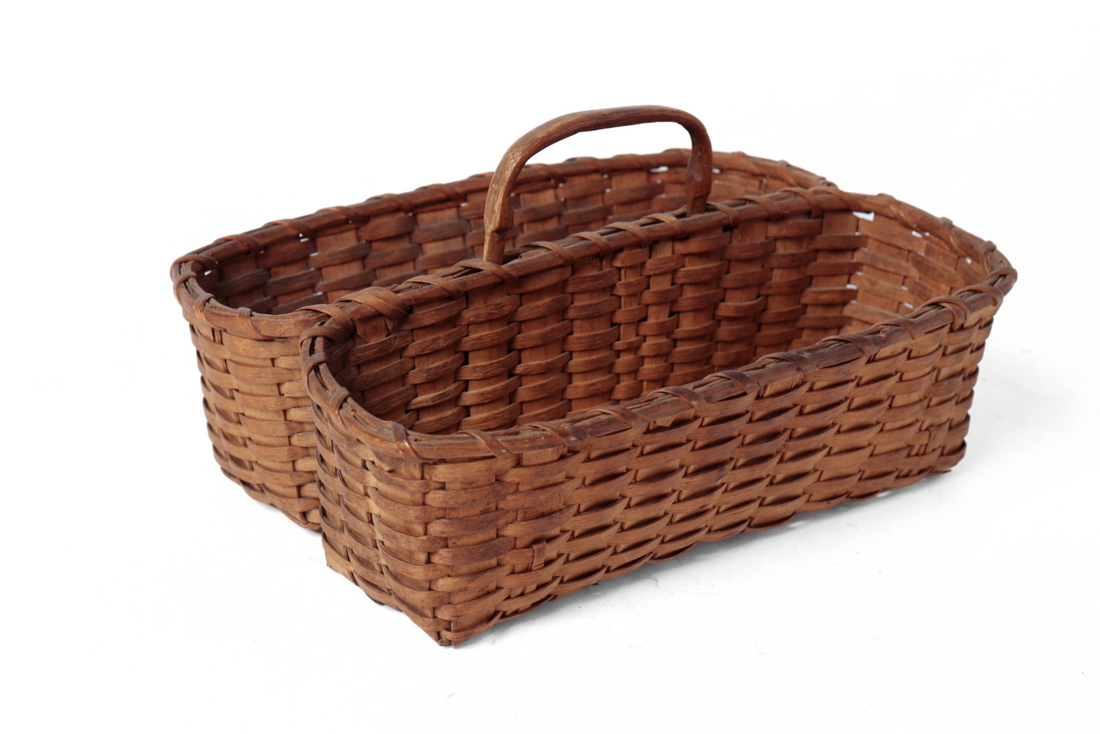 HANDLED DOUBLE CUTLERY BASKET.: HANDLED DOUBLE CUTLERY BASKET. American, 19th Century. Two woven splint baskets, conjoined with a bentwood handle at the center, wrapped rims, and with a nice patina. 6â€h.